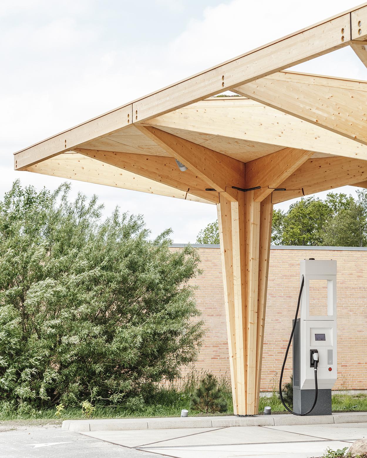 Ultra-Fast Charging Stations - image 8