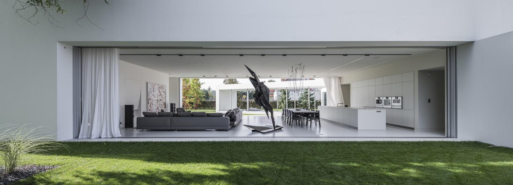 Quadrant House - image 11