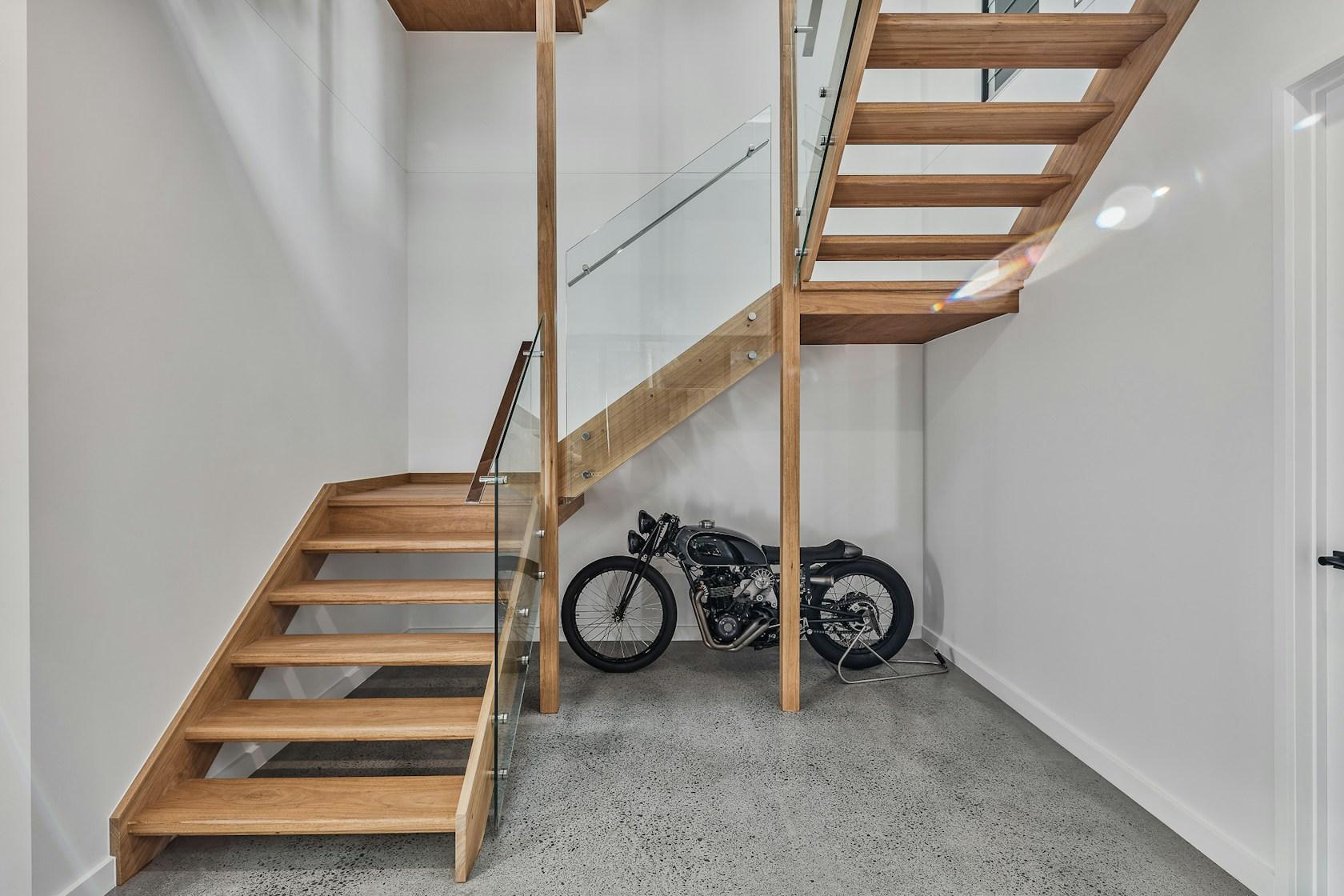 08 Albatross Avenue - image 9