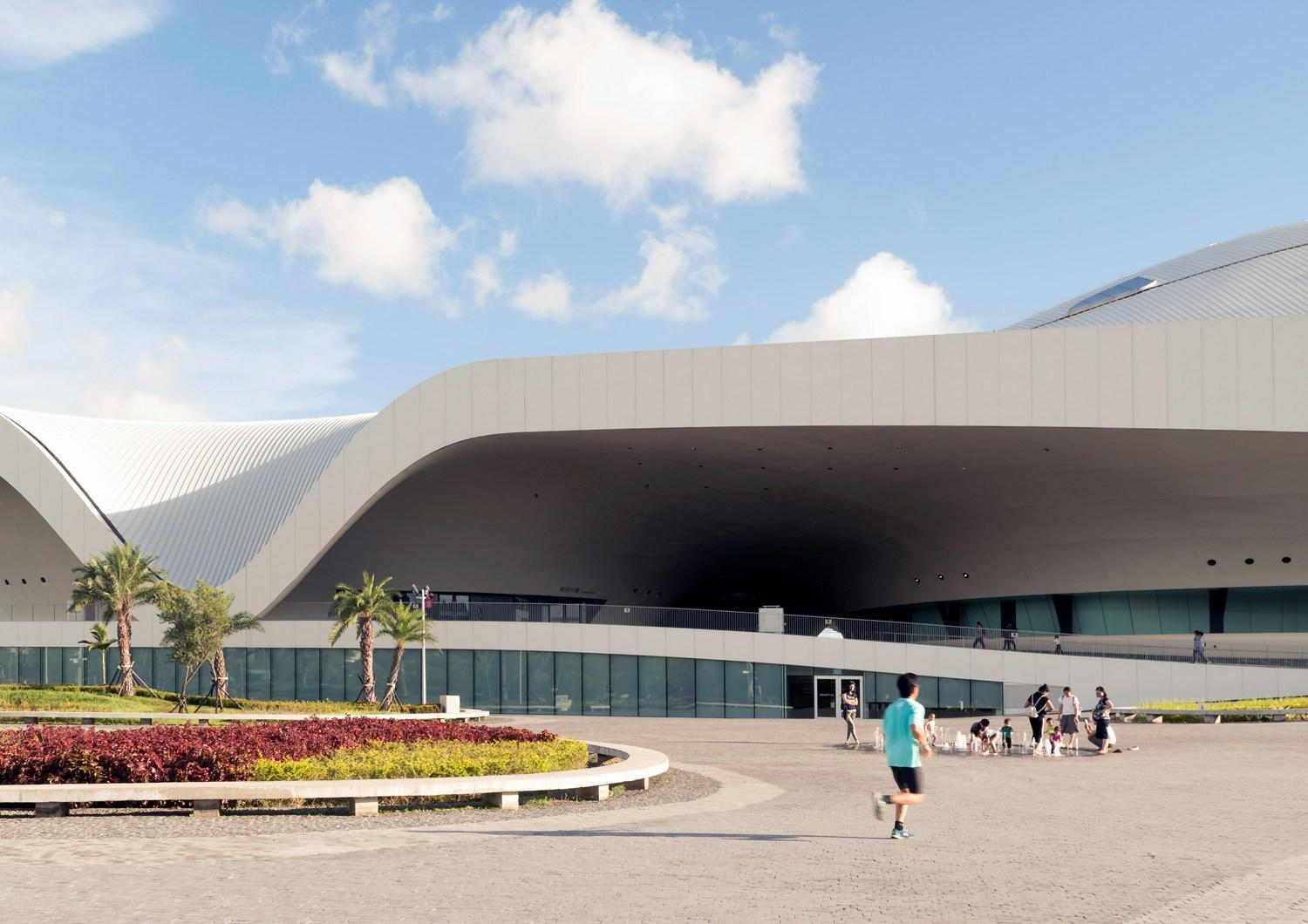National Kaohsiung Centre for the Arts (Wei-Wu-Ying) - image 32