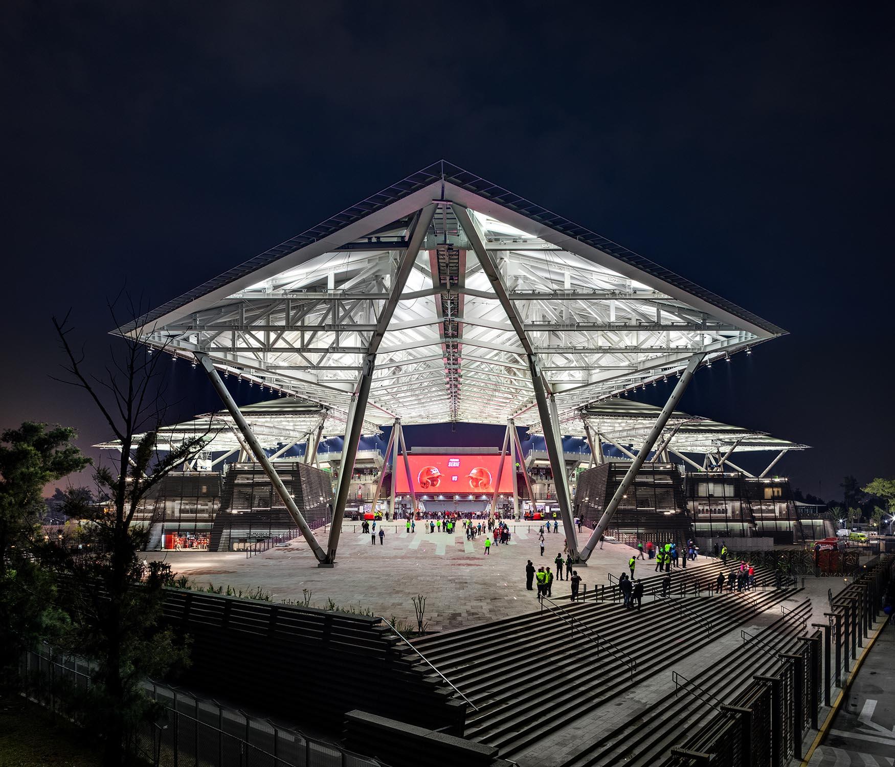 Diablos Rojos Stadium - image 14