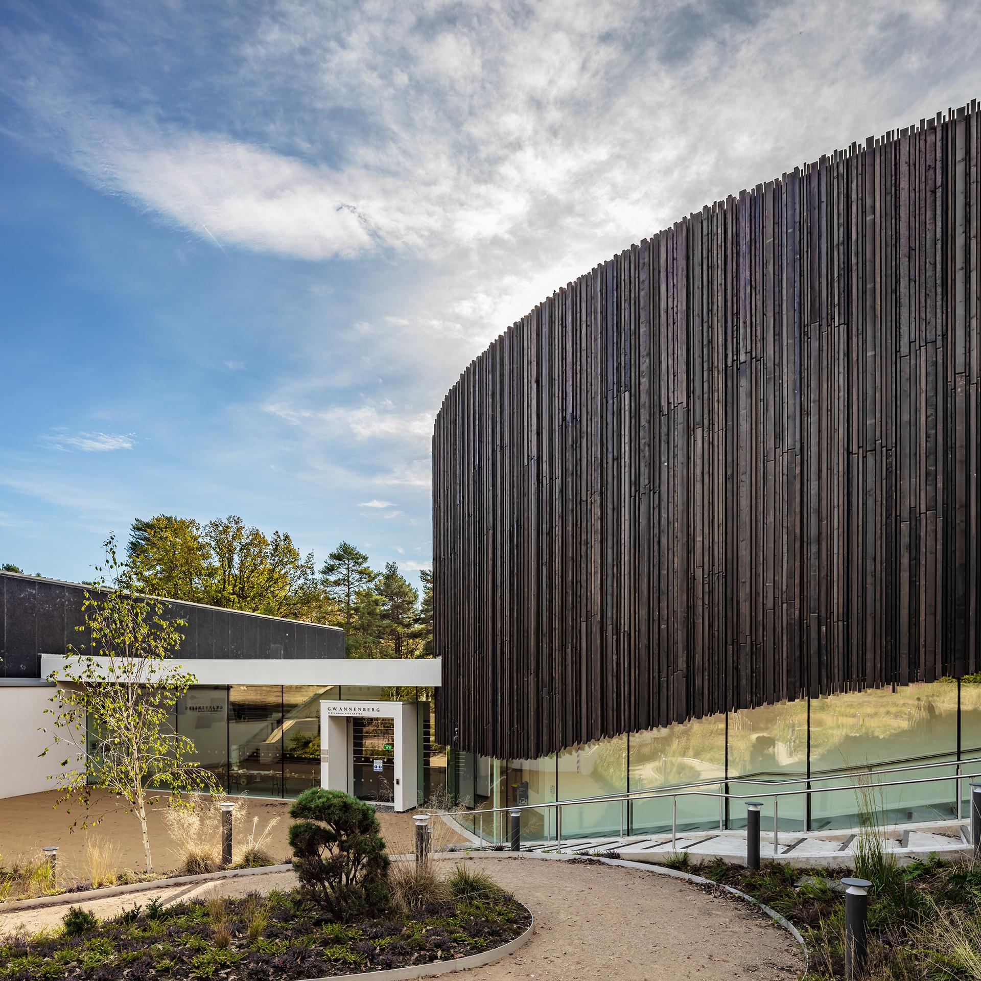 G.W.Annenberg Performing Arts Centre - image 3