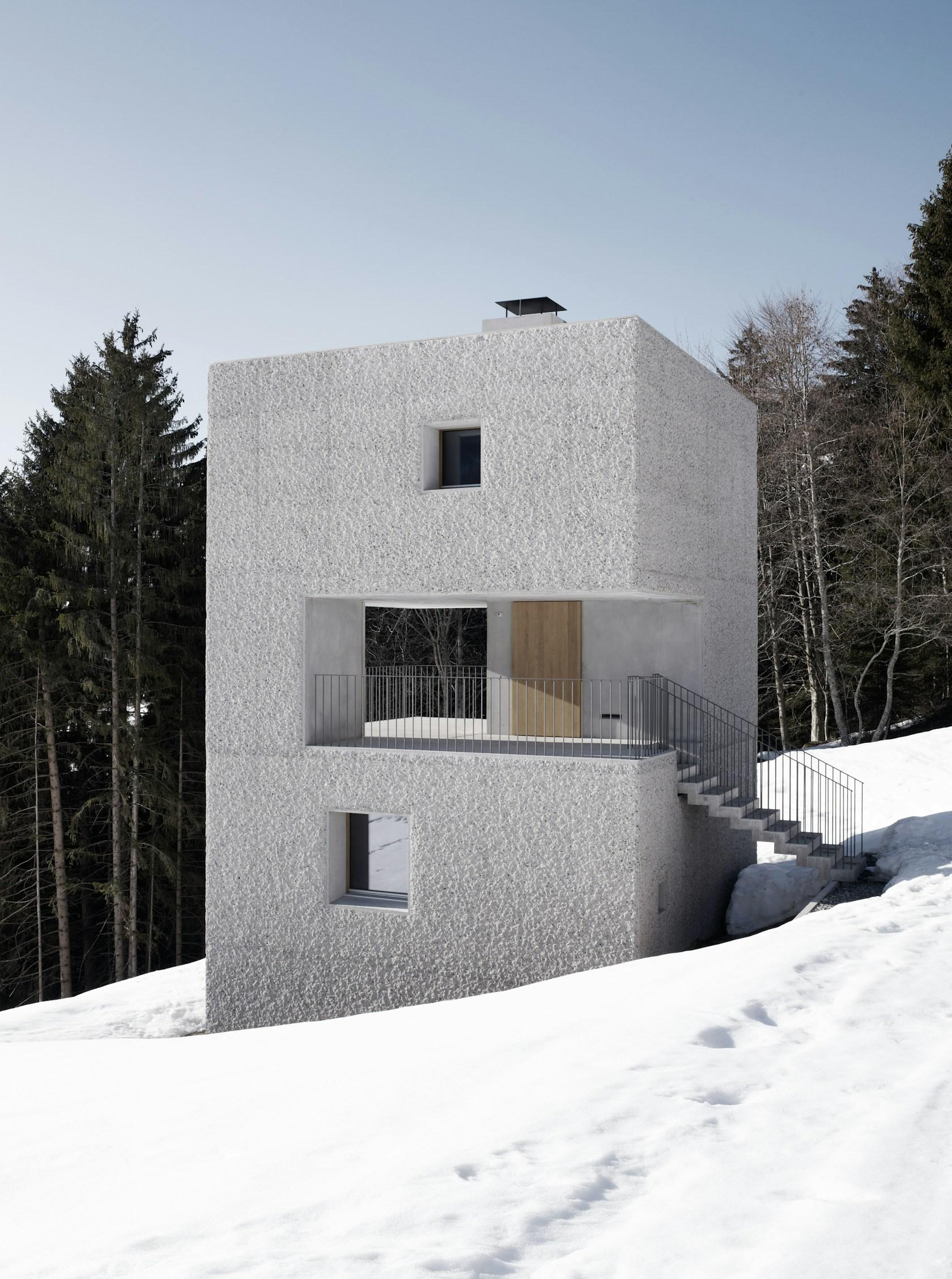 Mountain Cabin in Laternser Valley - image 5