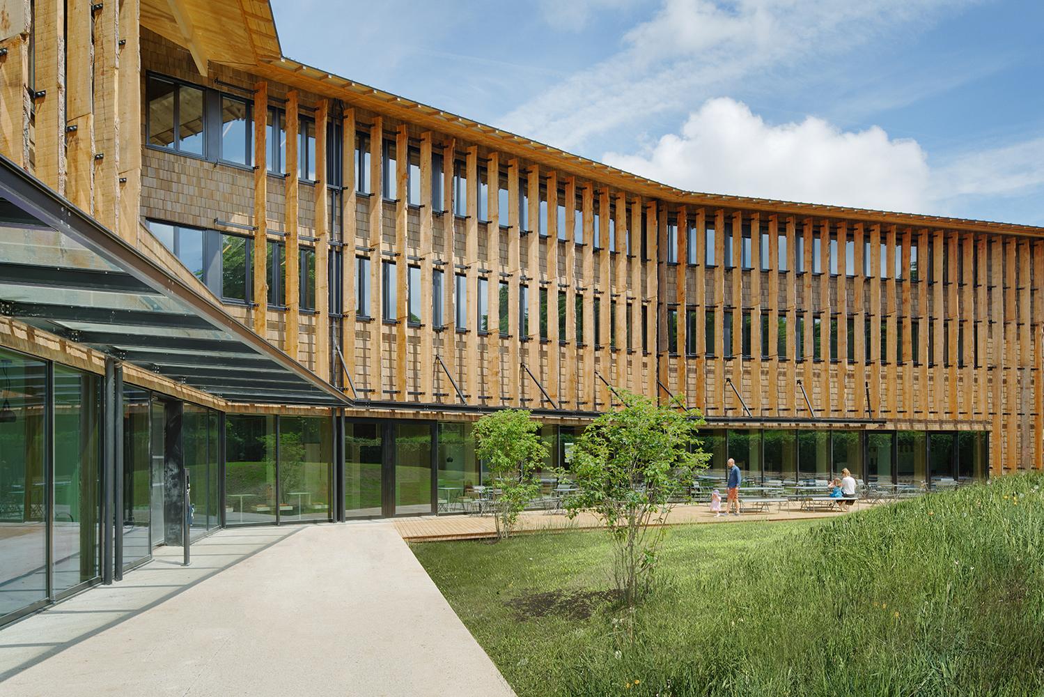 Woody - Office building near Paris (France) - image 5