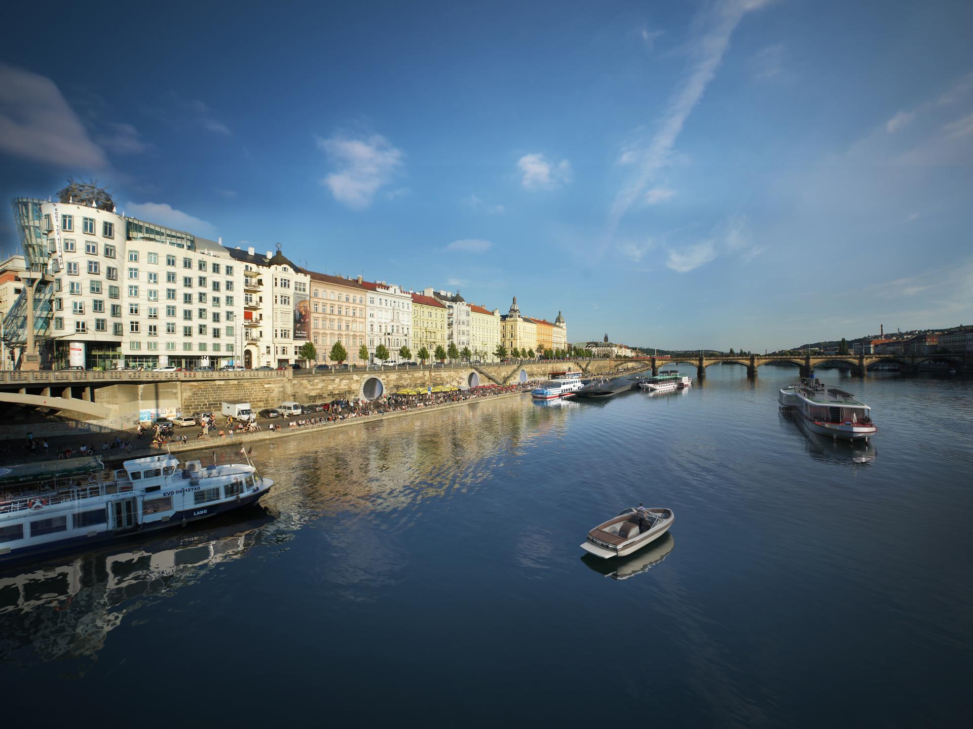 Floating pool for Prague - image 29