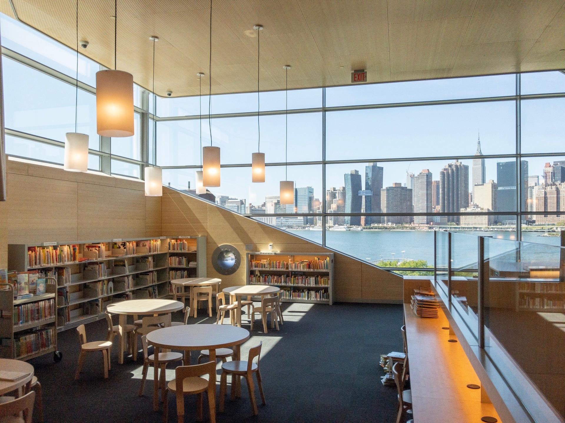 Hunters Point Library - image 7