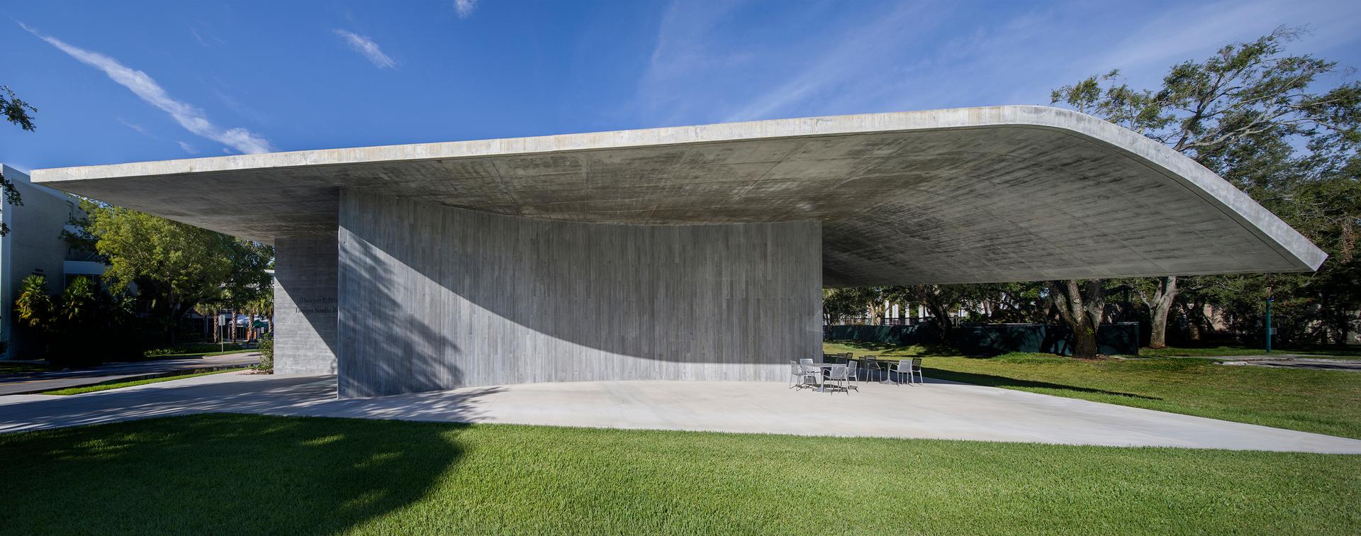 University of Miami School of Architecture Thomas P. Murphy Design Studio Building - image 9