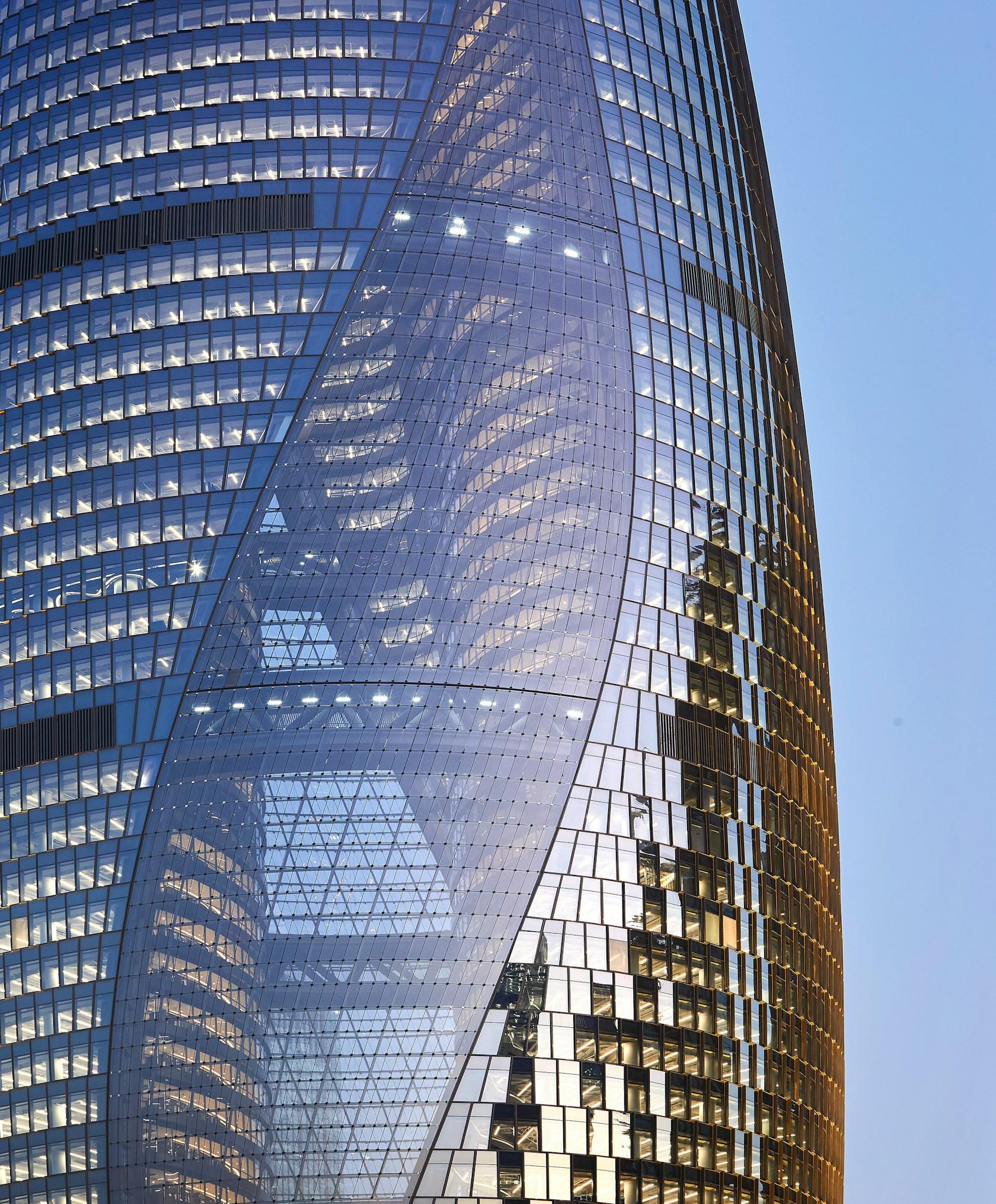 Leeza SOHO - image 3