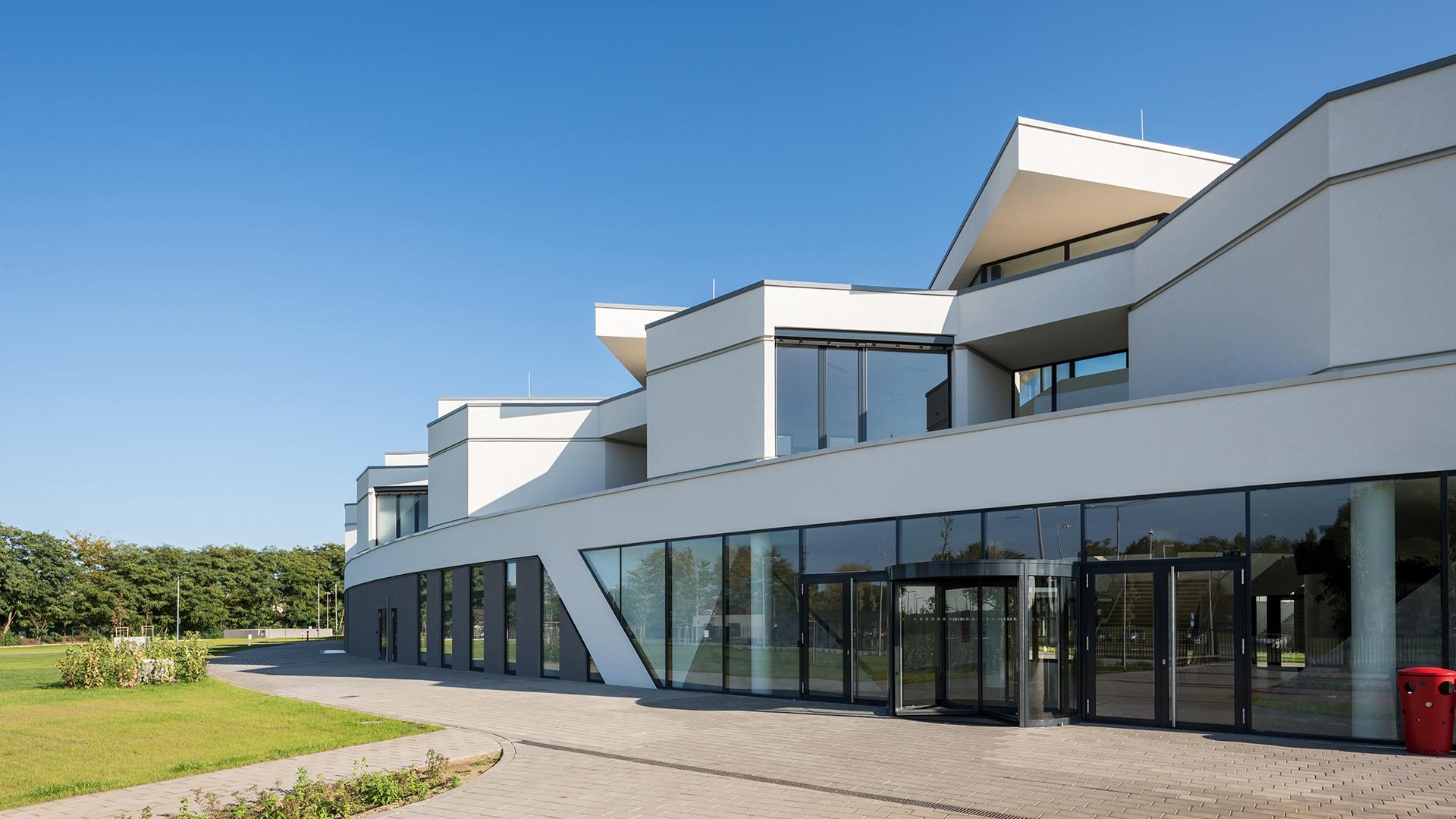 International School of Debrecen - image 5