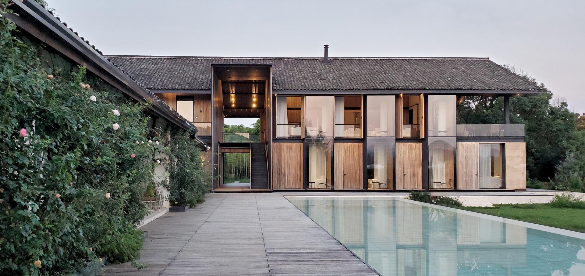 Rose Garden Boutique Hotel - image 2