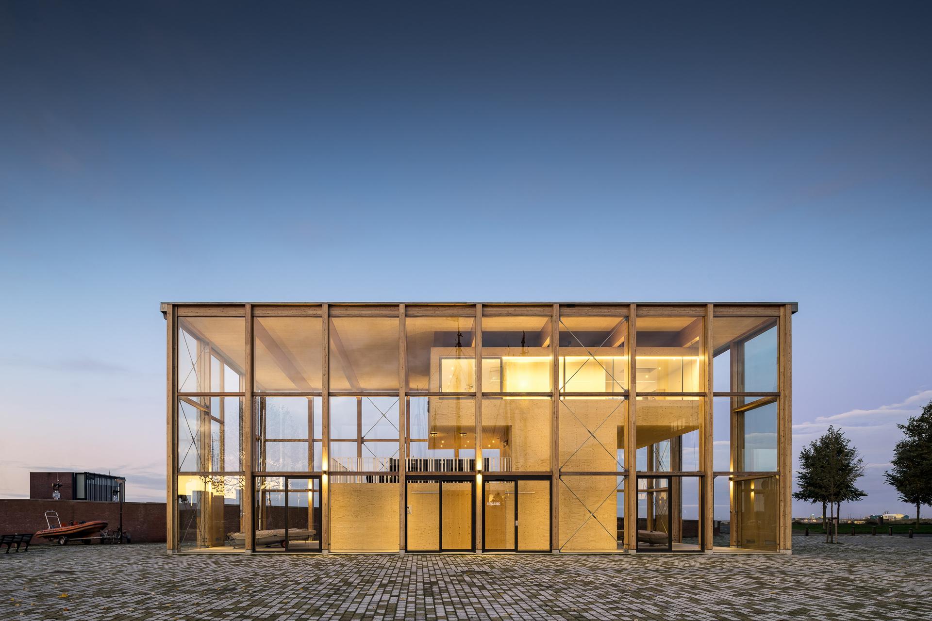 Harbour Building for a Sailing Club - image 5
