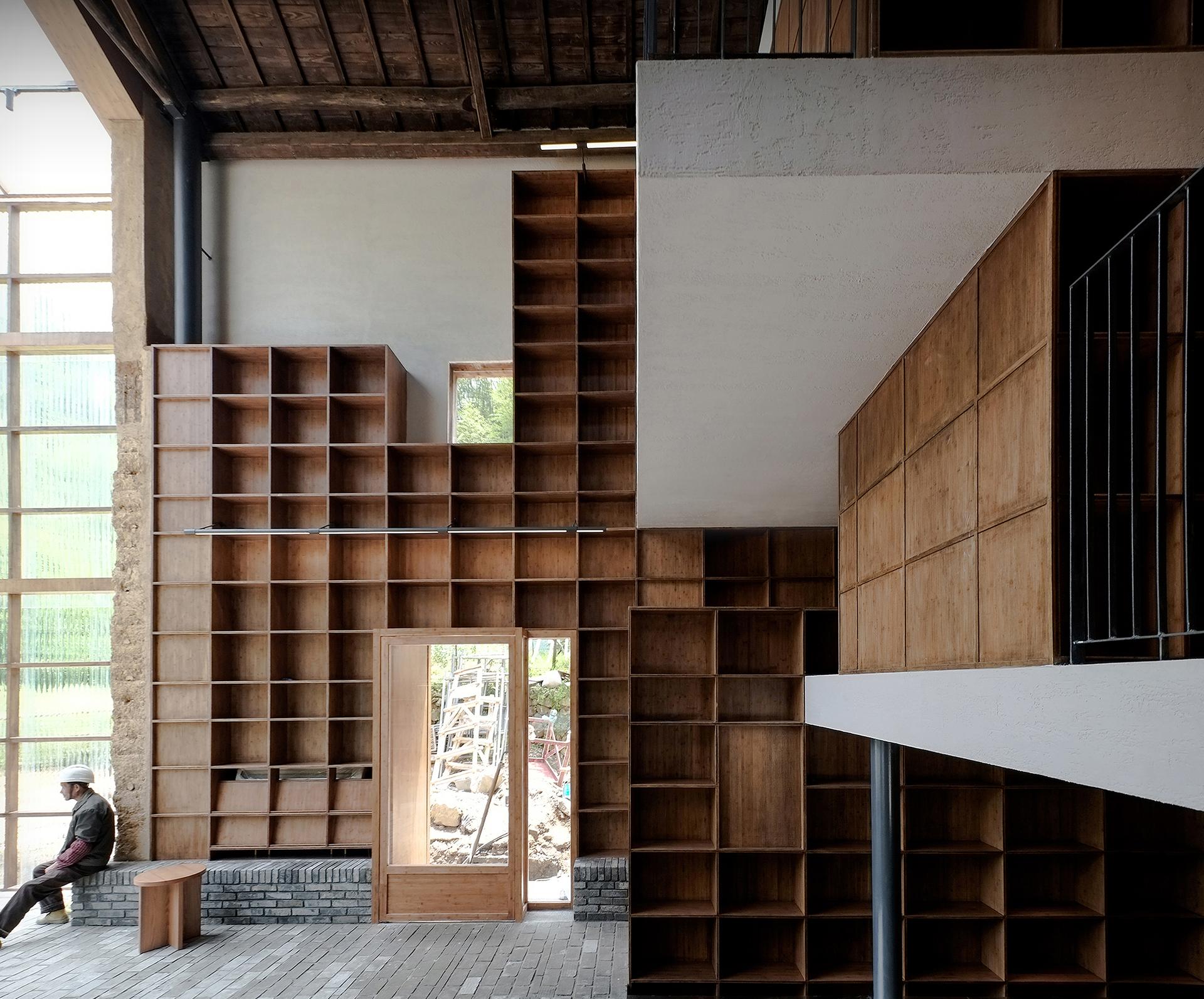 Capsule hotel in a rural library - image 12