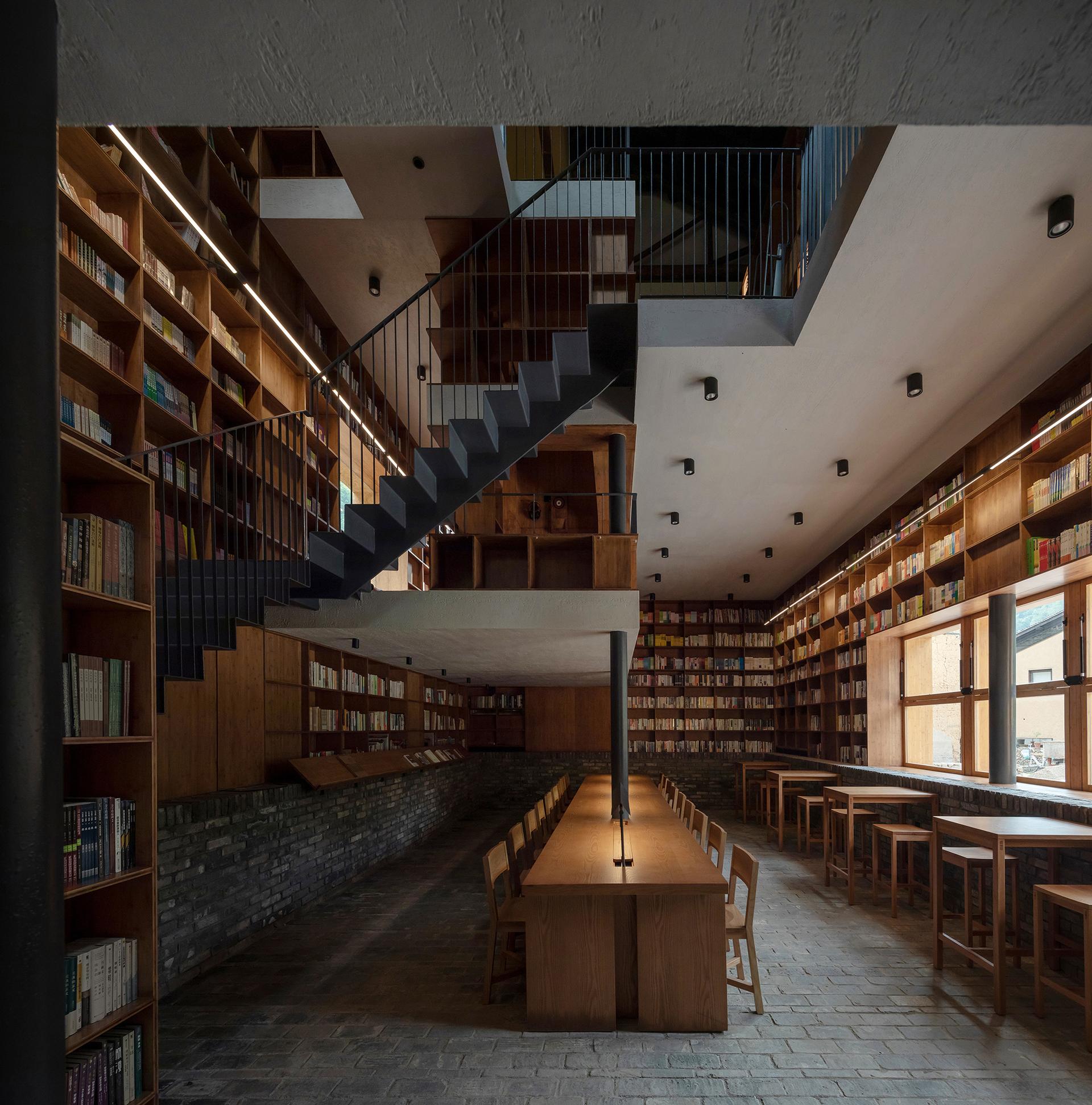 Capsule hotel in a rural library - image 14