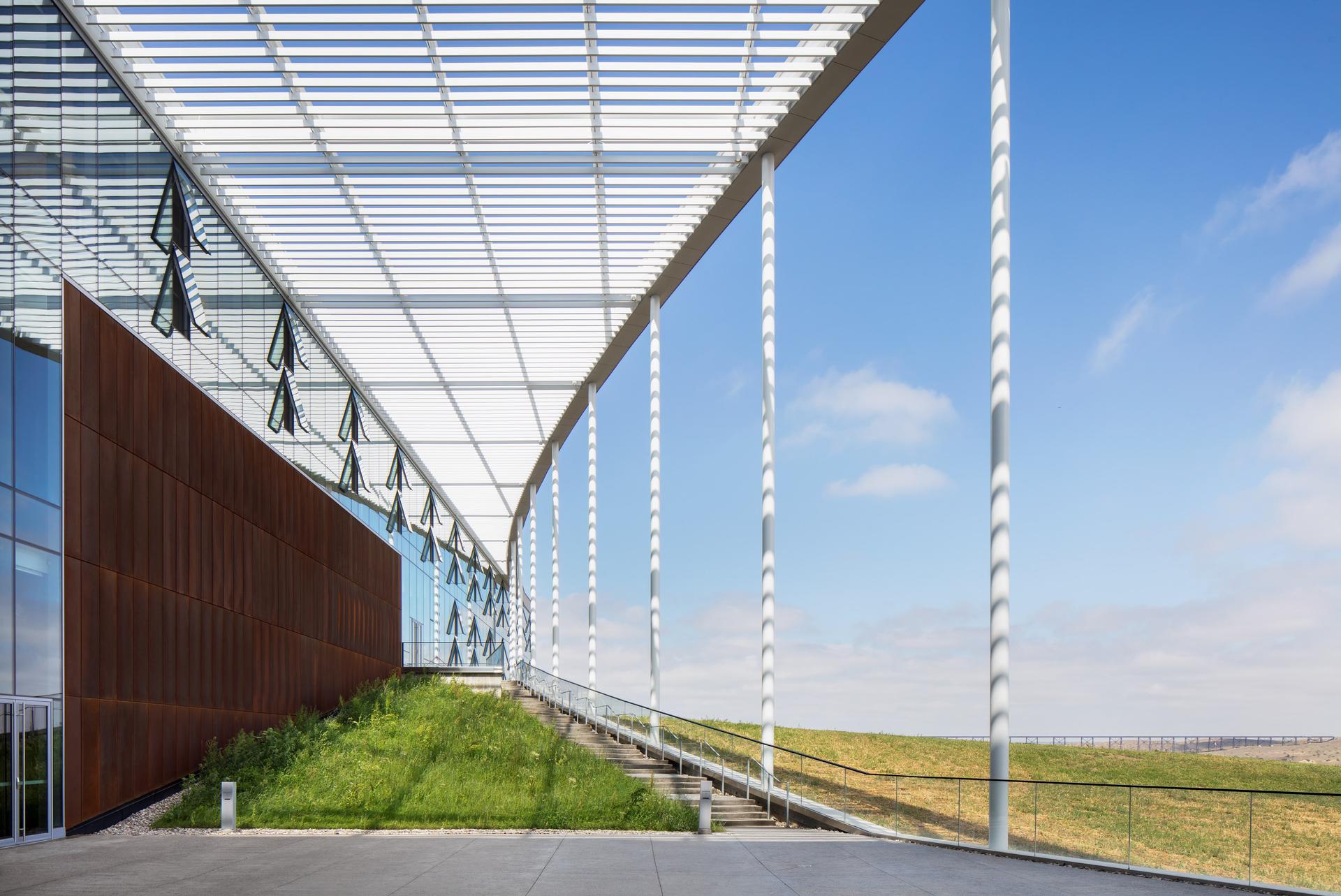 Isttaniokaksini/Science Commons - University of Lethbridge - image 6