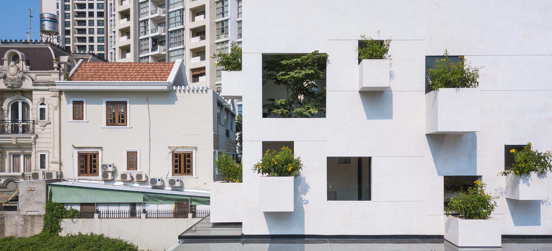 Sky House - image 4