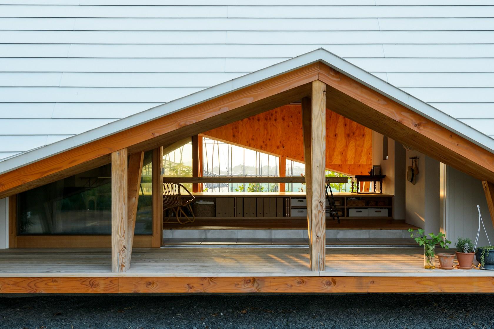 Hara House - image 14