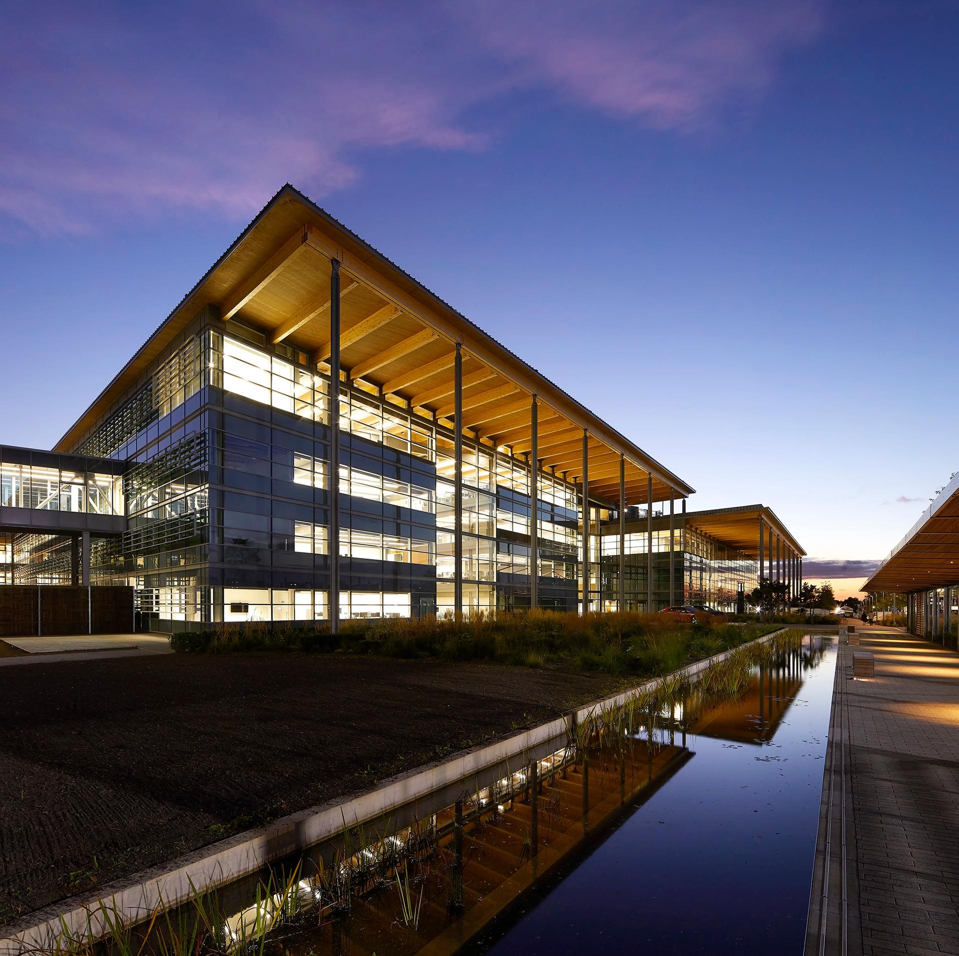 Jaguar Land Rover Advanced Product Creation Centre