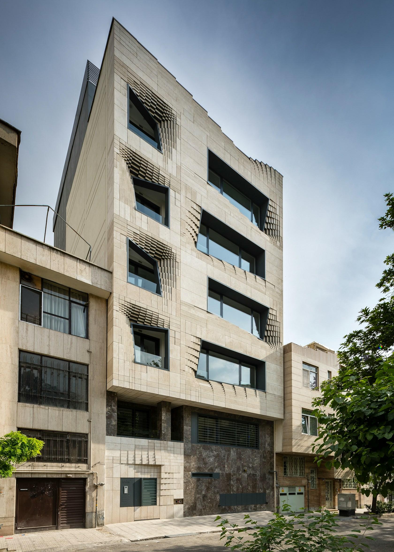 SOFTSTONE - image 2