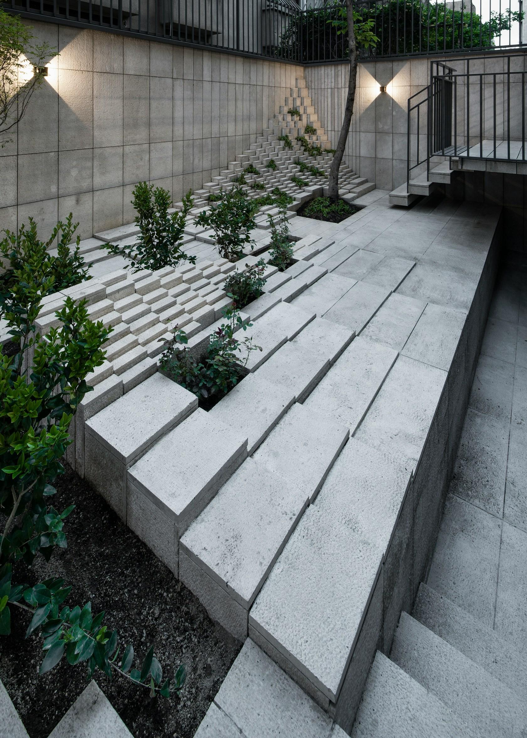 SOFTSTONE - image 3
