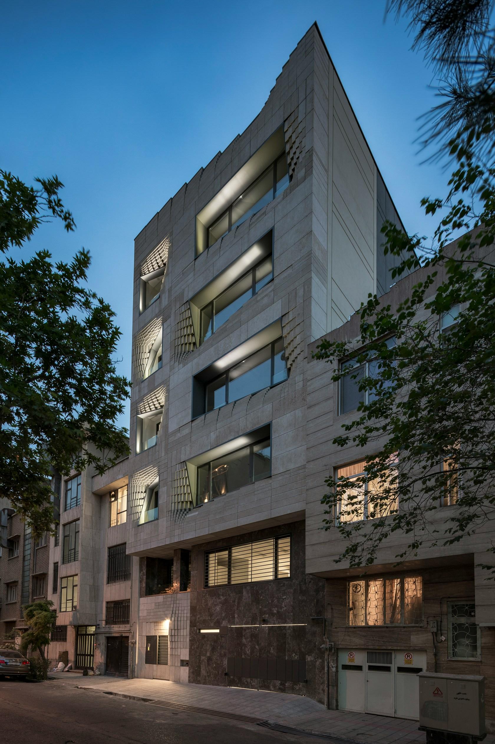 SOFTSTONE - image 4