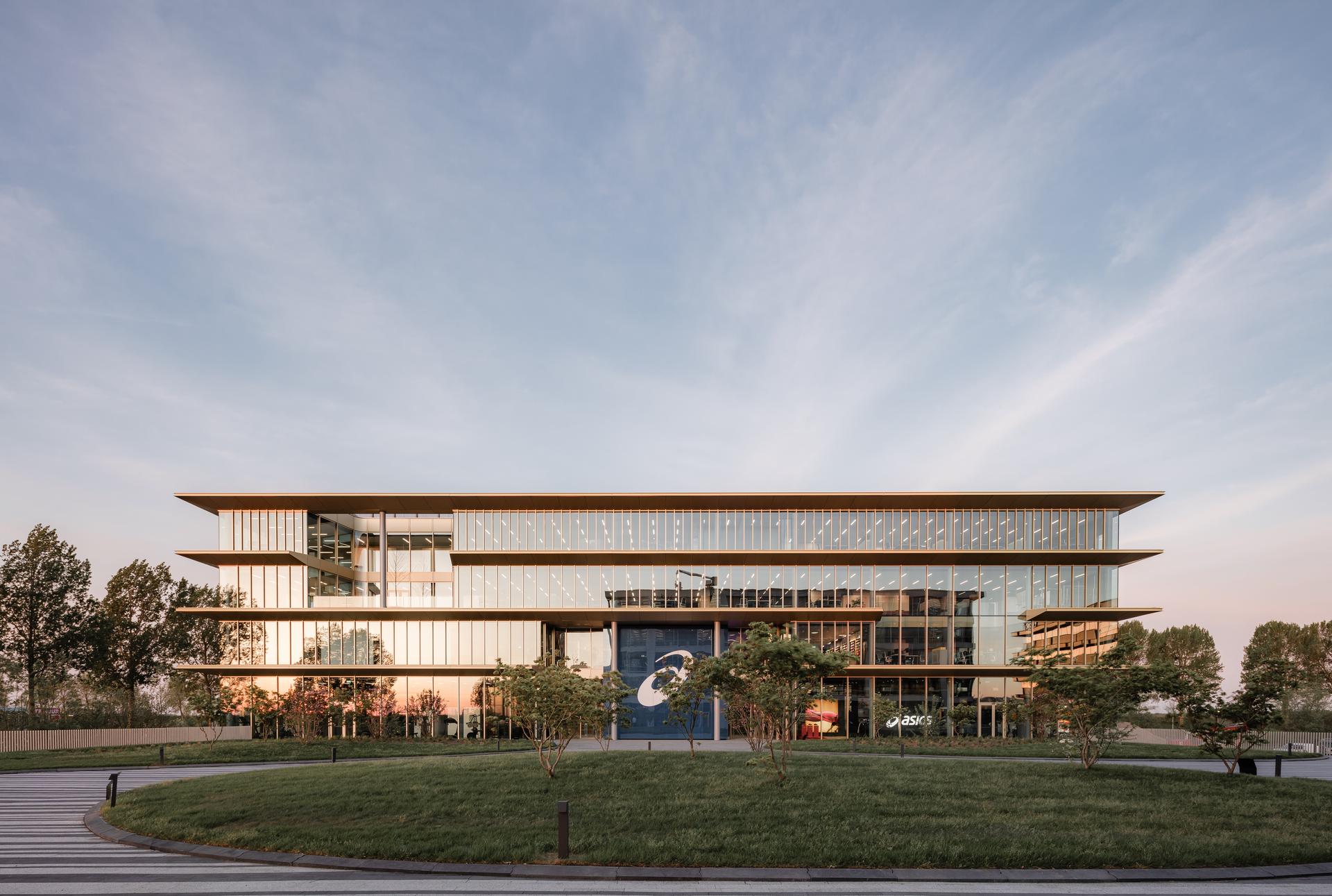 ASICS EMEA HQ - image 2
