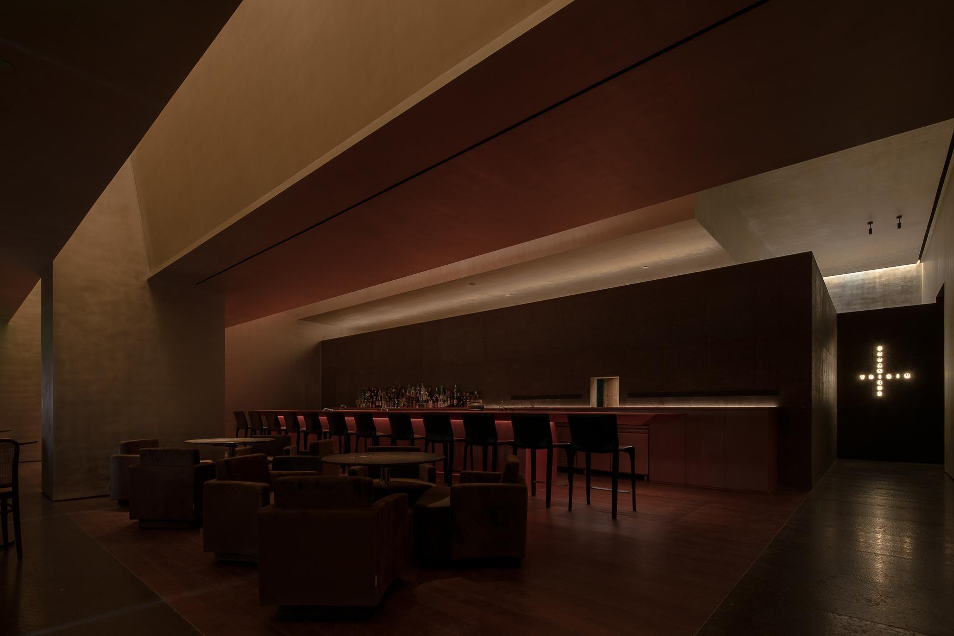 Voisin Organique Restaurant & Lounge - image 12