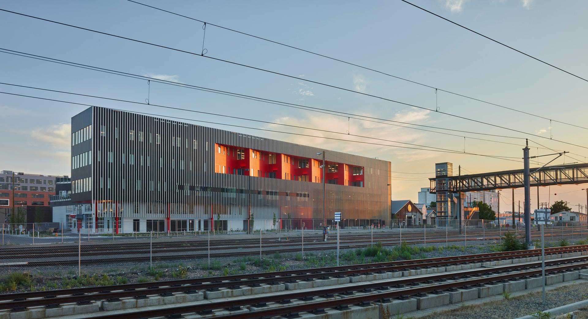 Zeppelin Station - image 11