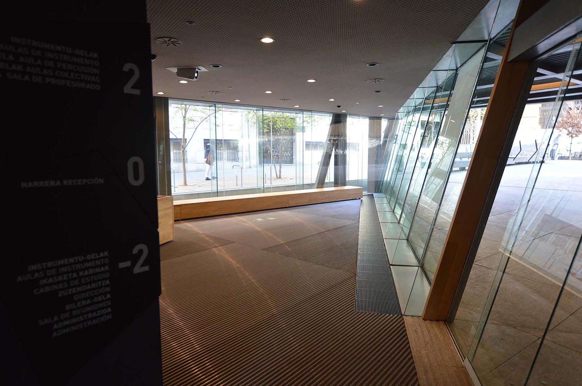 PERFORMING ARTS CENTER MUXIKEBARRI AND MUSIC SCHOOL - image 14