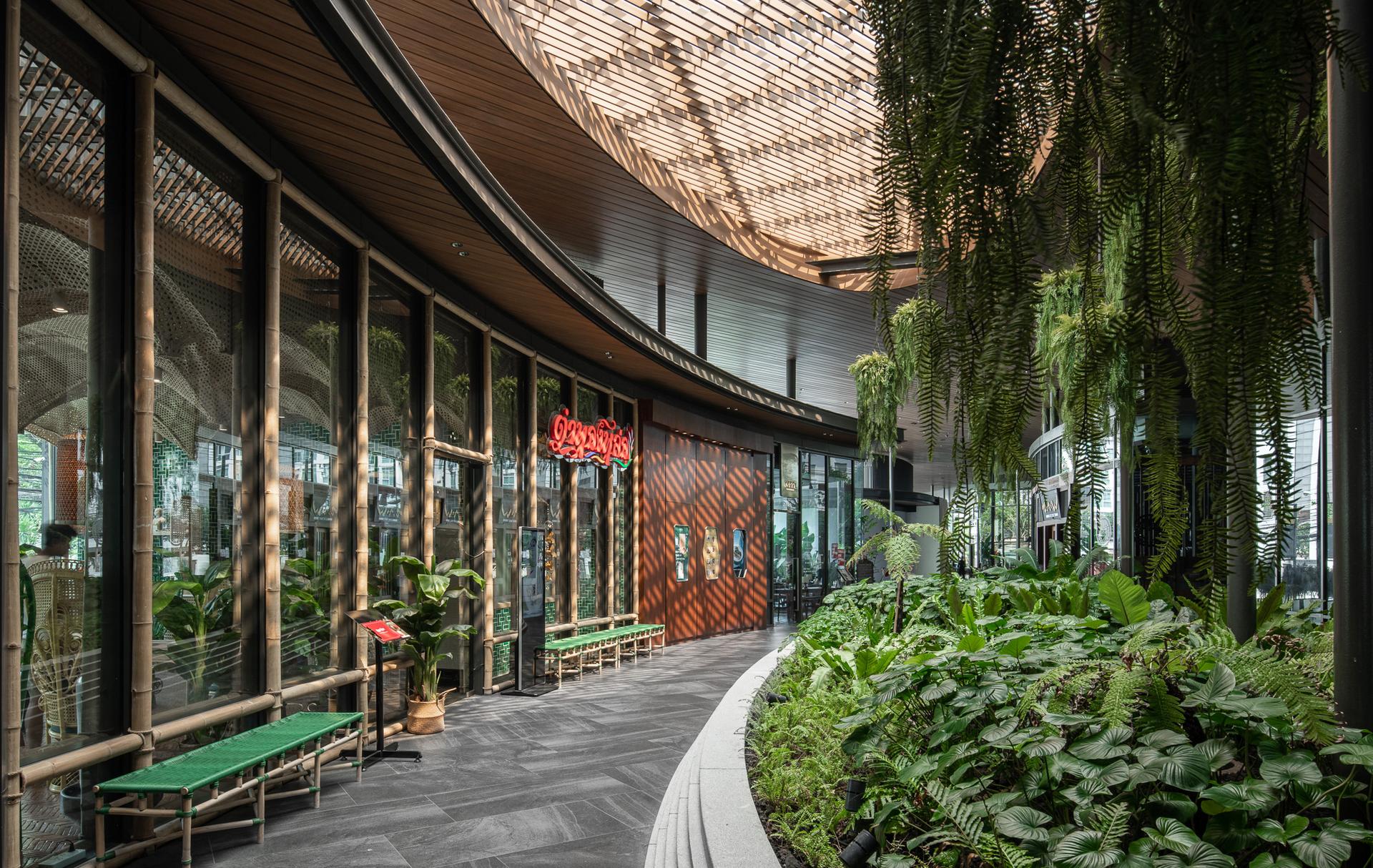 Tum Thonglor - image 3