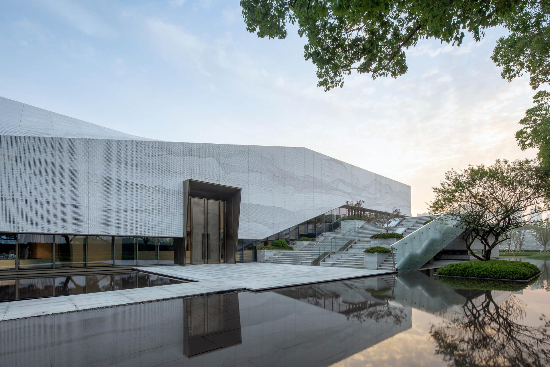 Financial City Community Center - image 3