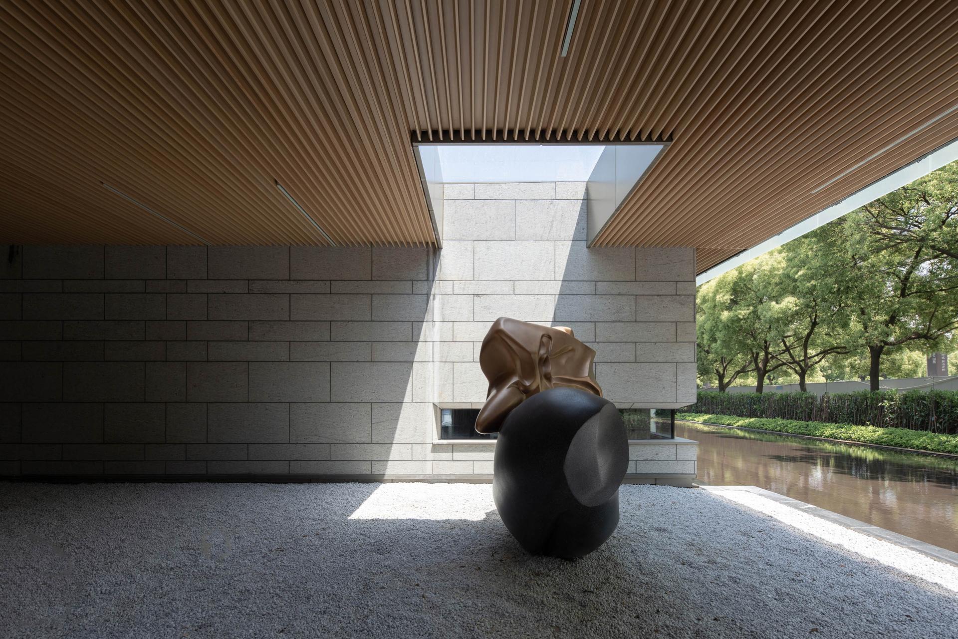 Financial City Community Center - image 6