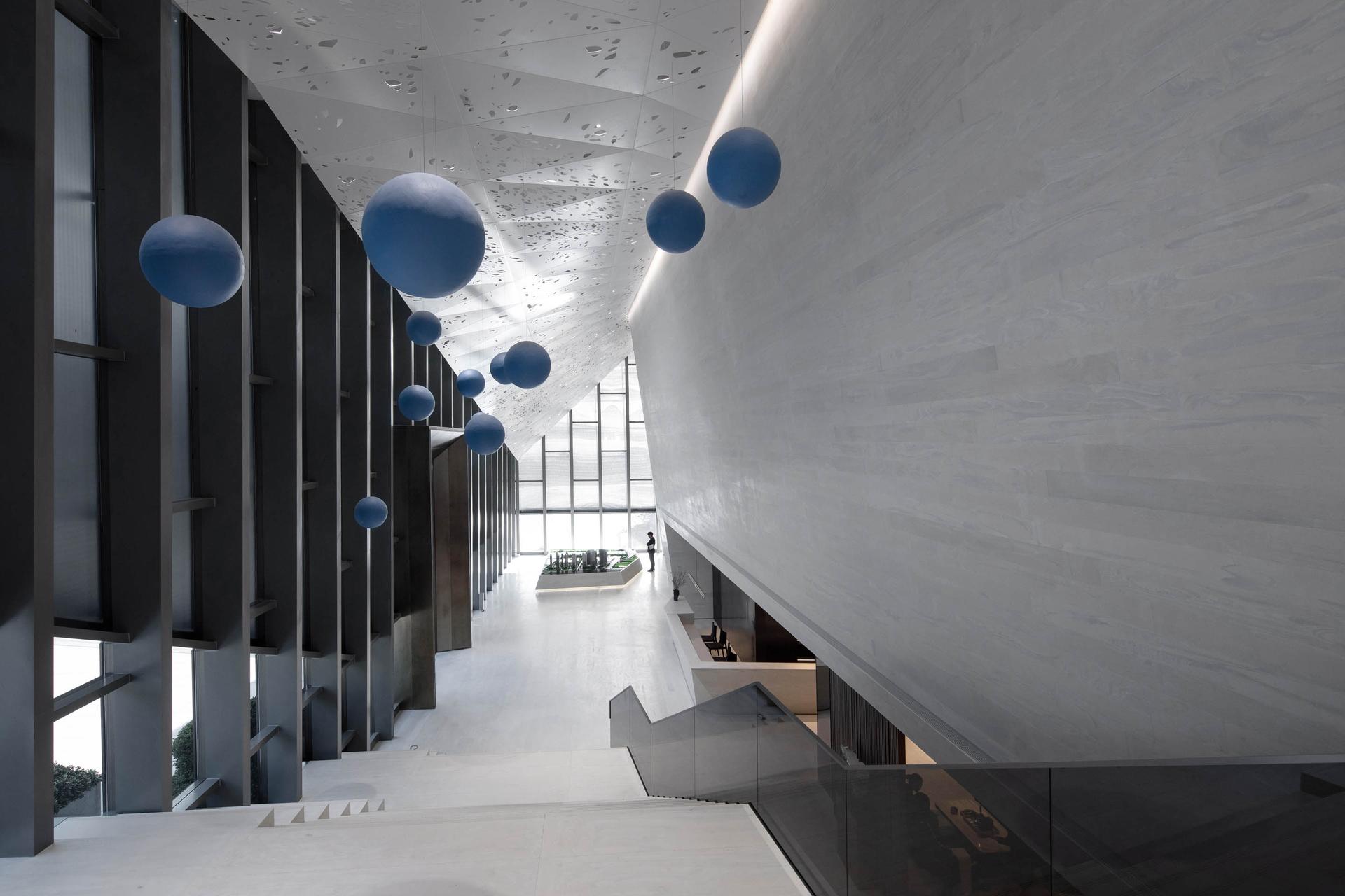 Financial City Community Center - image 12