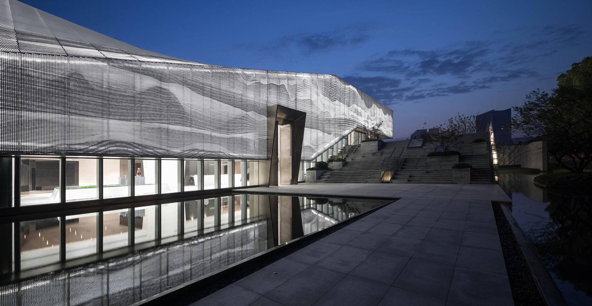 Financial City Community Center - image 20
