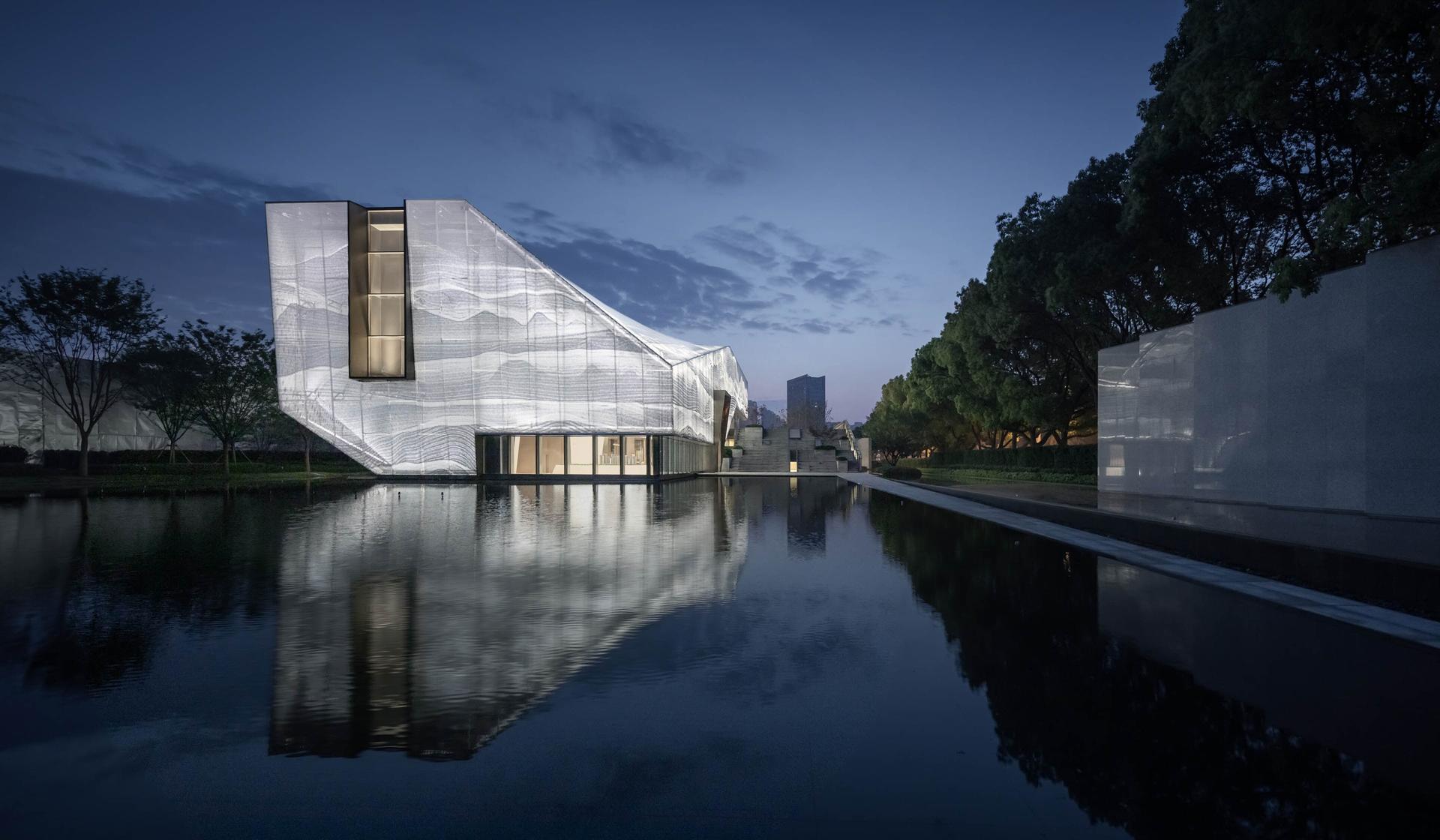 Financial City Community Center - image 21