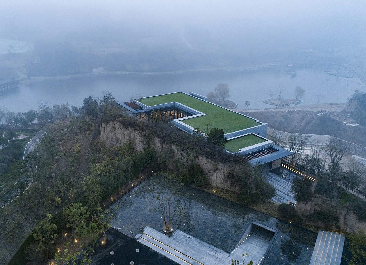 Community Center of Sandu Poetic Residence - image 6