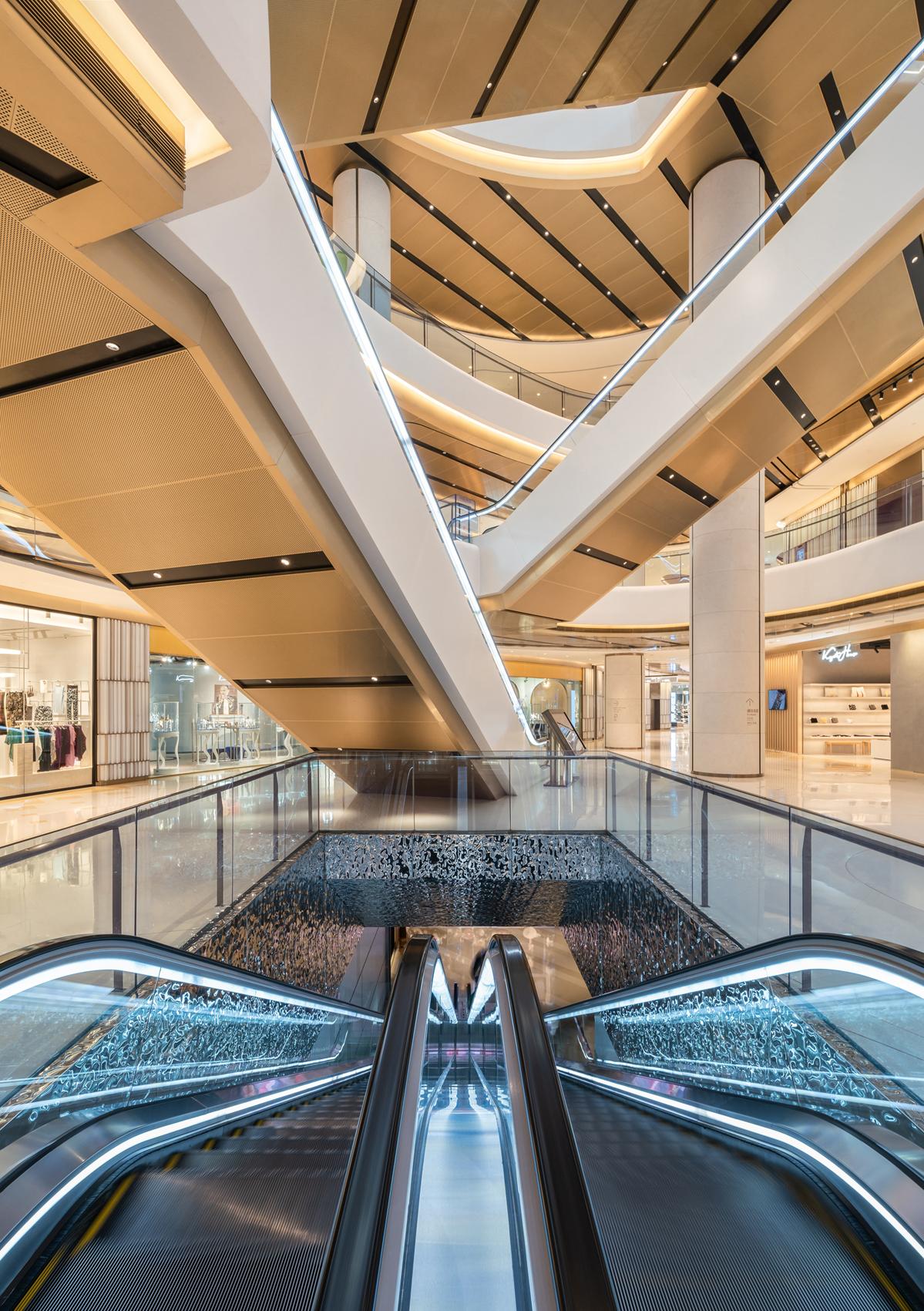 Bund Financial Center South Mall Interior Design - image 3