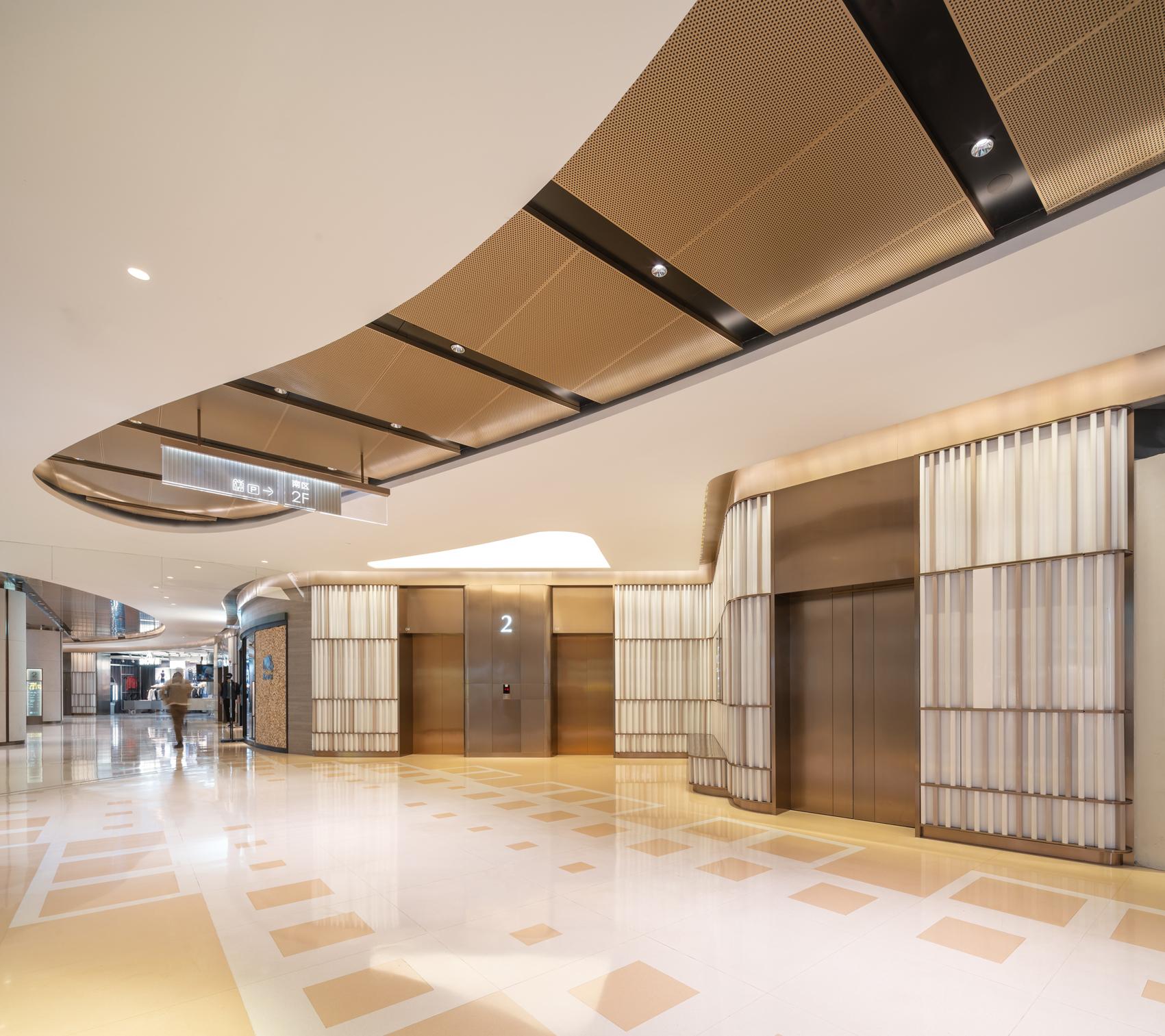 Bund Financial Center South Mall Interior Design - image 5