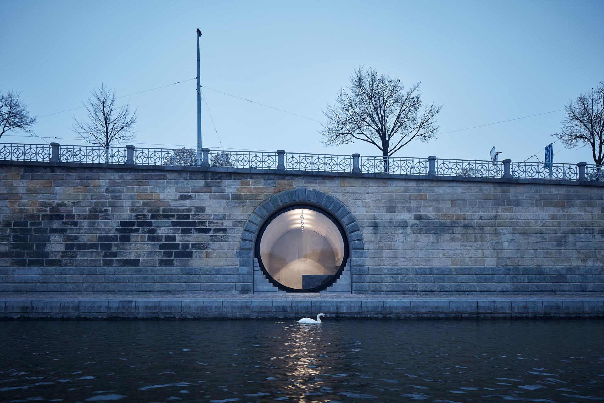 Revitalization of Prague riverfront area - image 8