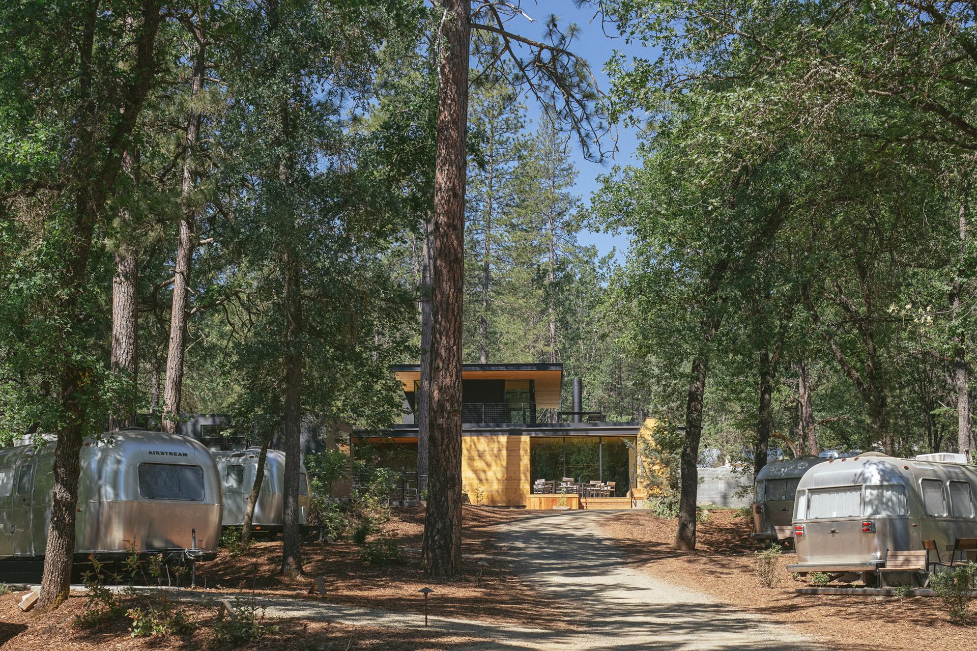 AutoCamp Yosemite - image 10