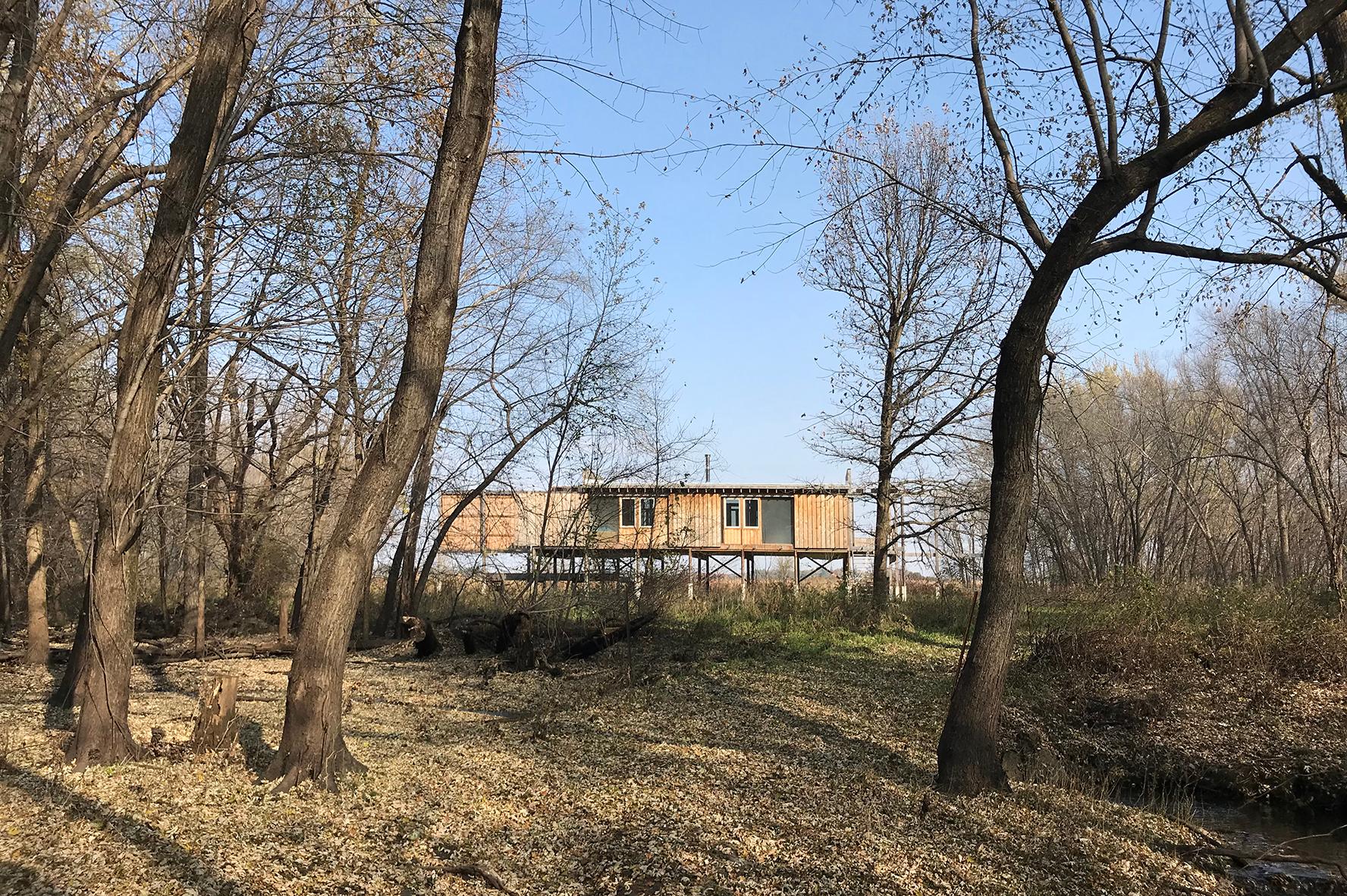 Glass Cabin - image 9