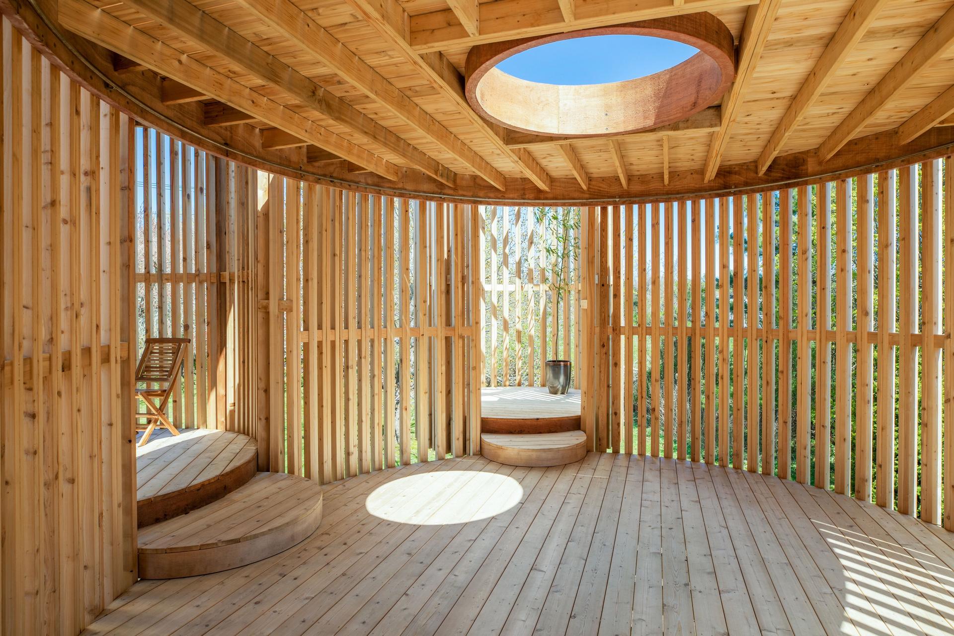 Outside-in pavilion - image 2