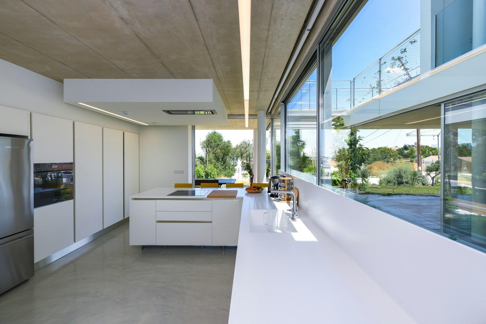 The garden house in the city - image 23