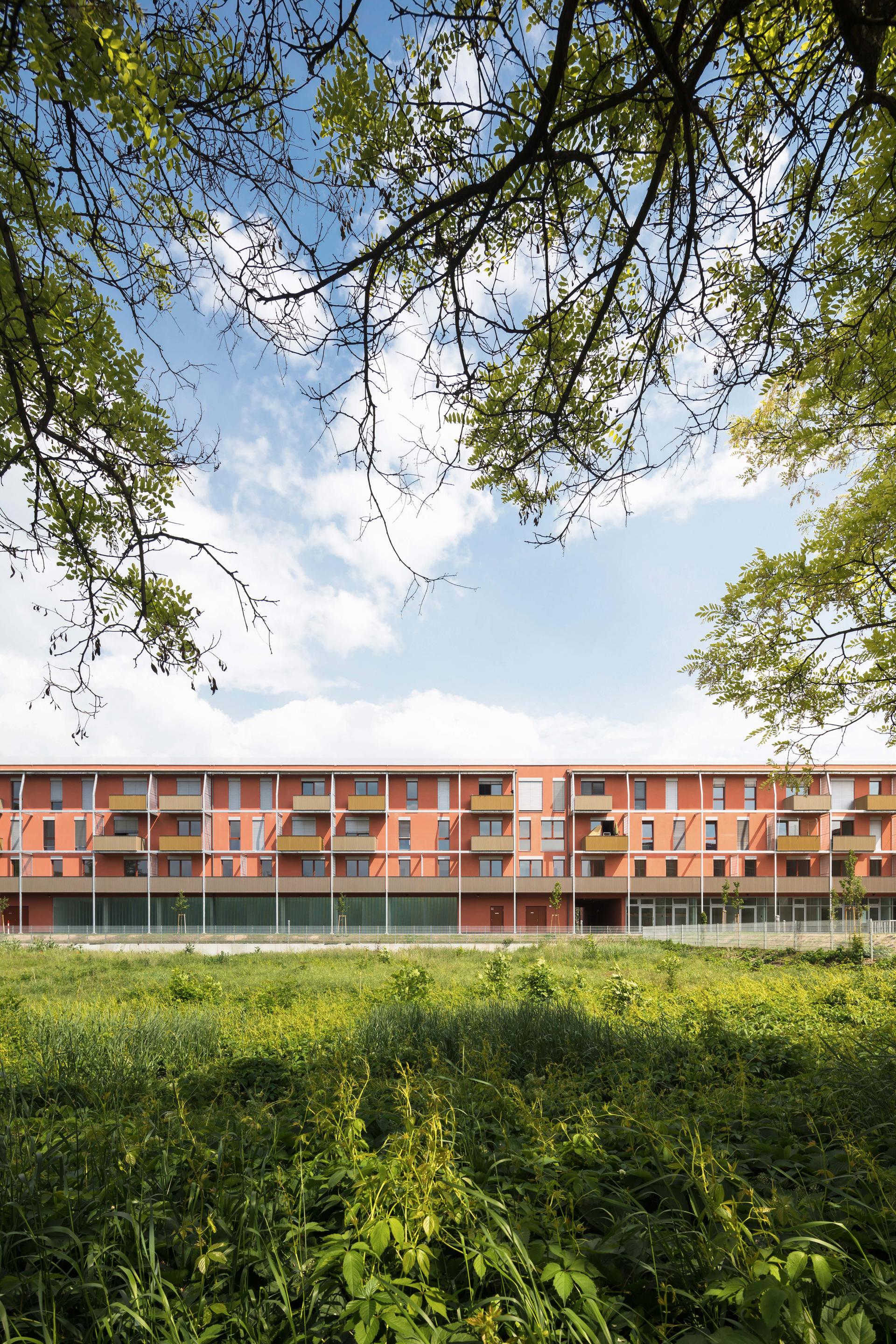 SIE | Home 21 Multi-Housing - image 3
