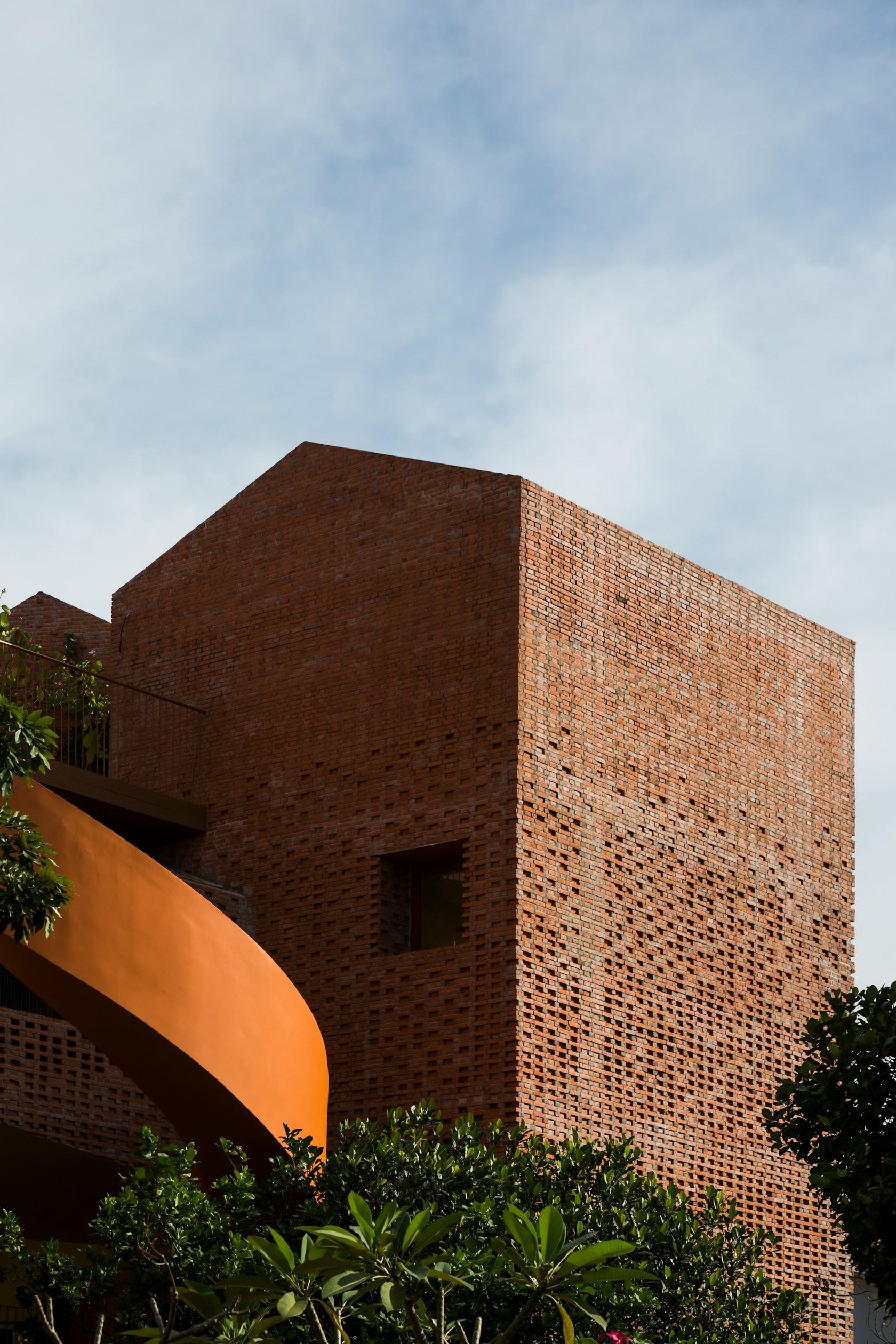 CHUON CHUON KIM 2 KINDERGARTEN - image 12