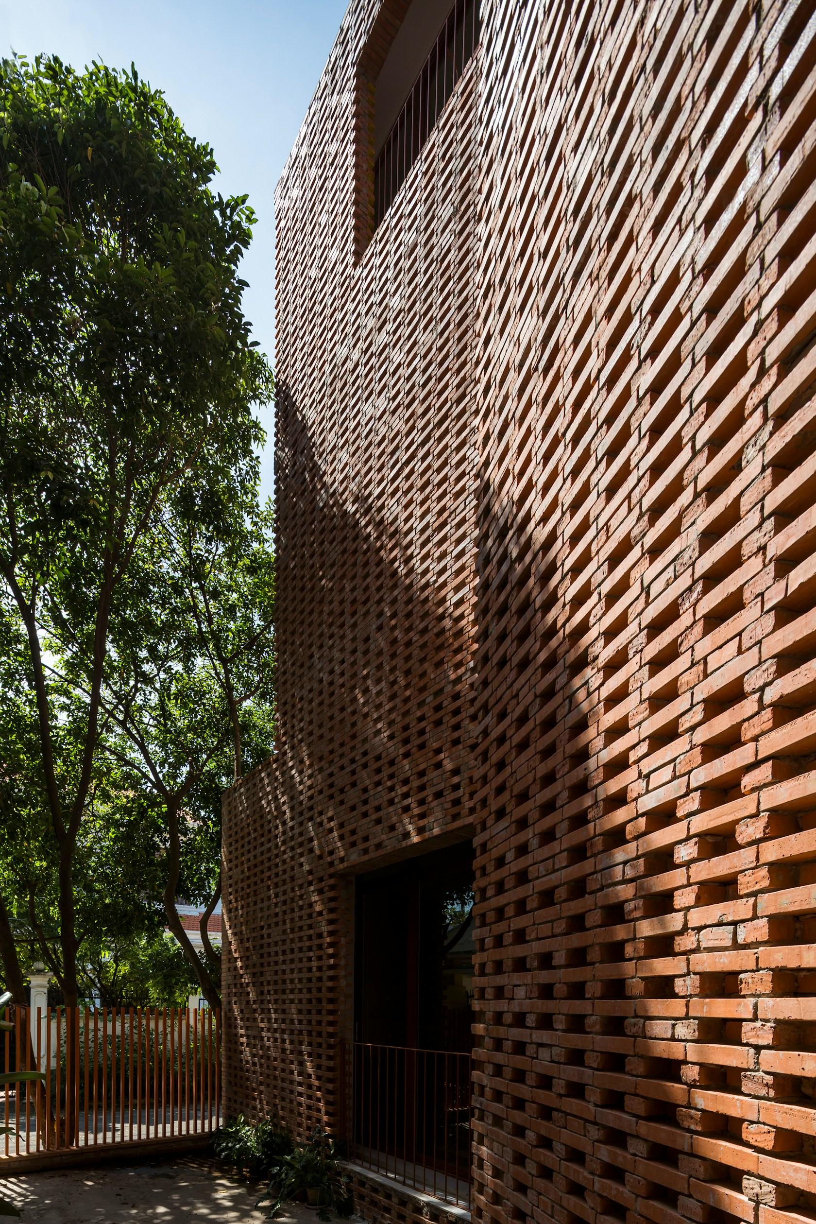 CHUON CHUON KIM 2 KINDERGARTEN - image 15
