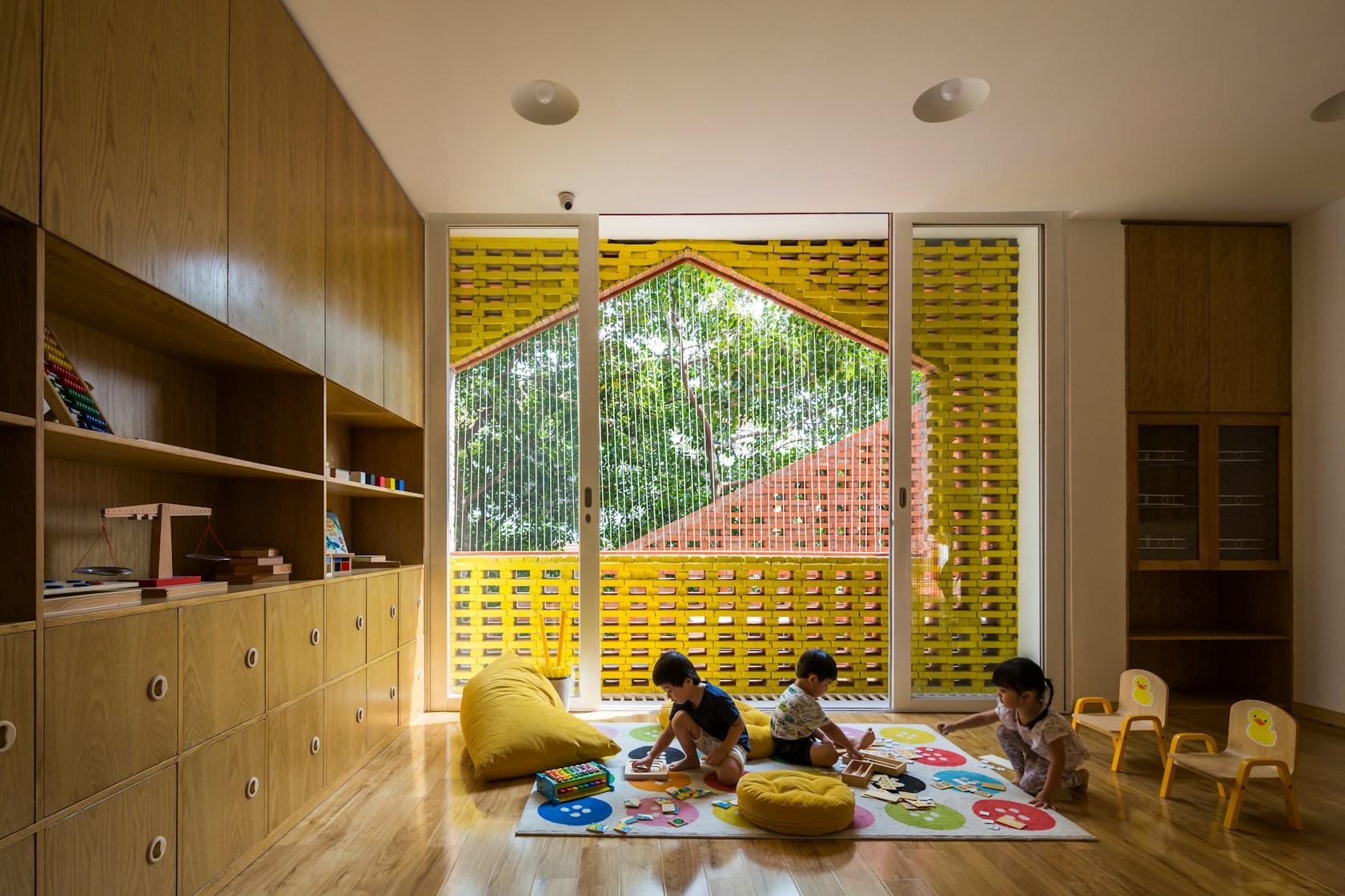 CHUON CHUON KIM 2 KINDERGARTEN - image 4