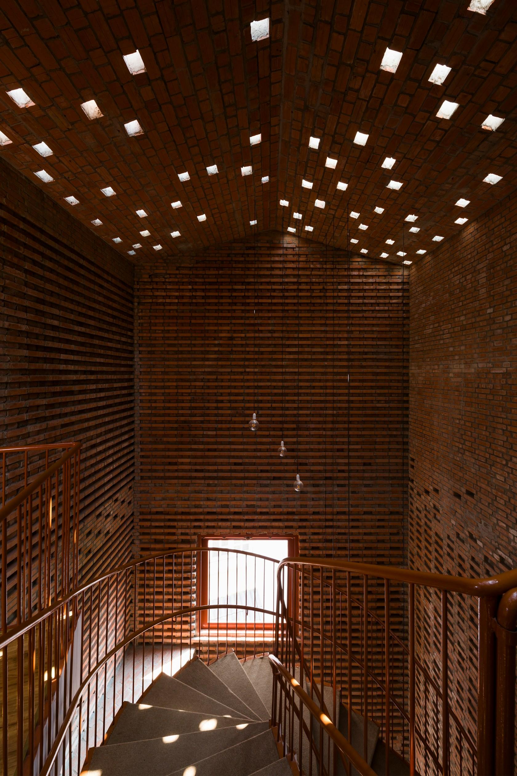 CHUON CHUON KIM 2 KINDERGARTEN - image 23