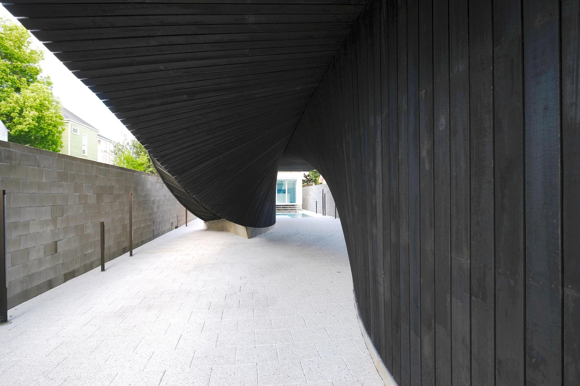 J-House - image 6