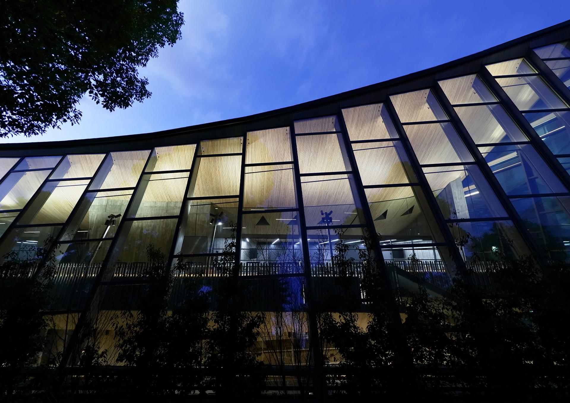 KOKUGAKUIN UNIVERSITY LEARNING CENTER - image 7