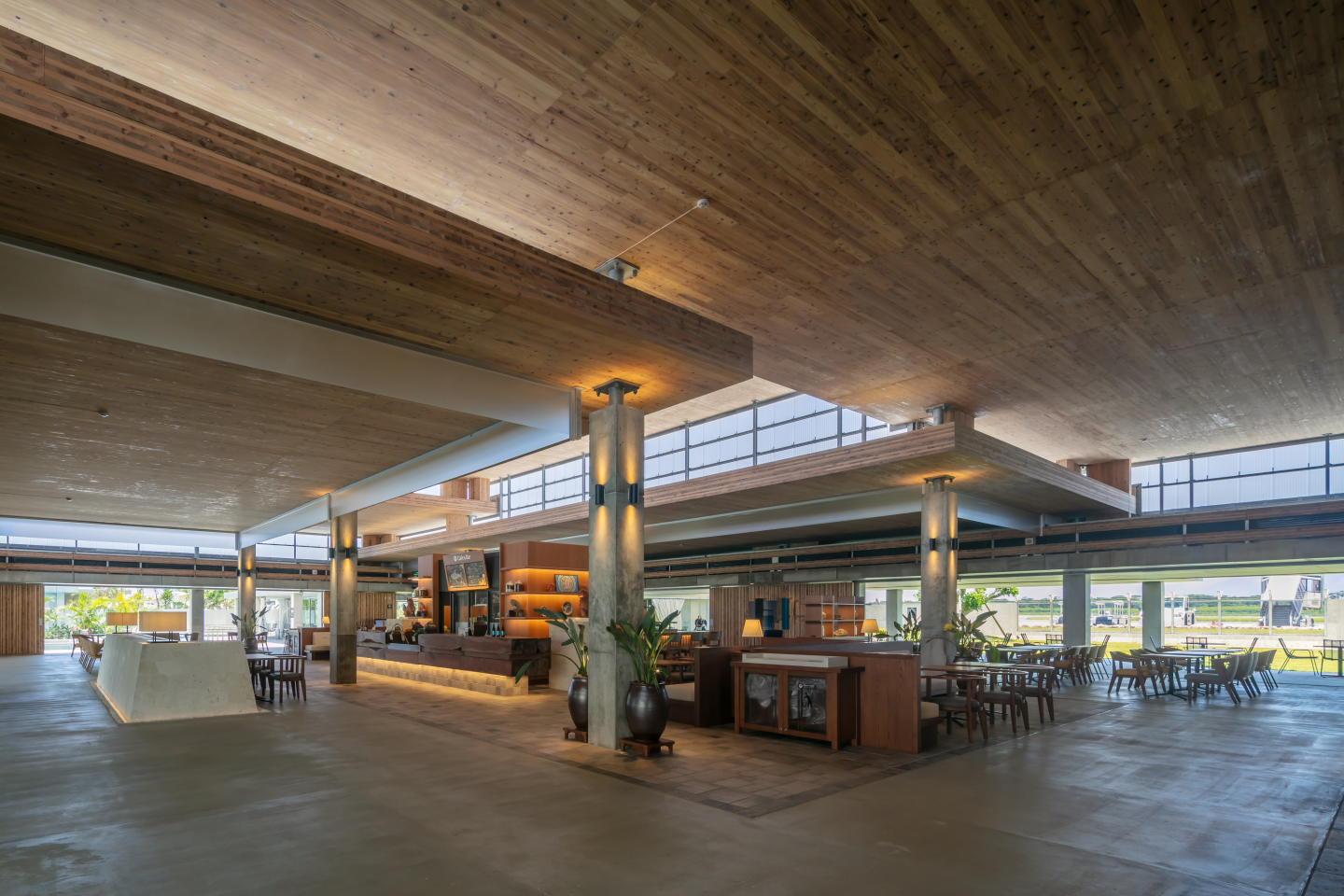 Miyako Shimojima Airport Terminal - image 5